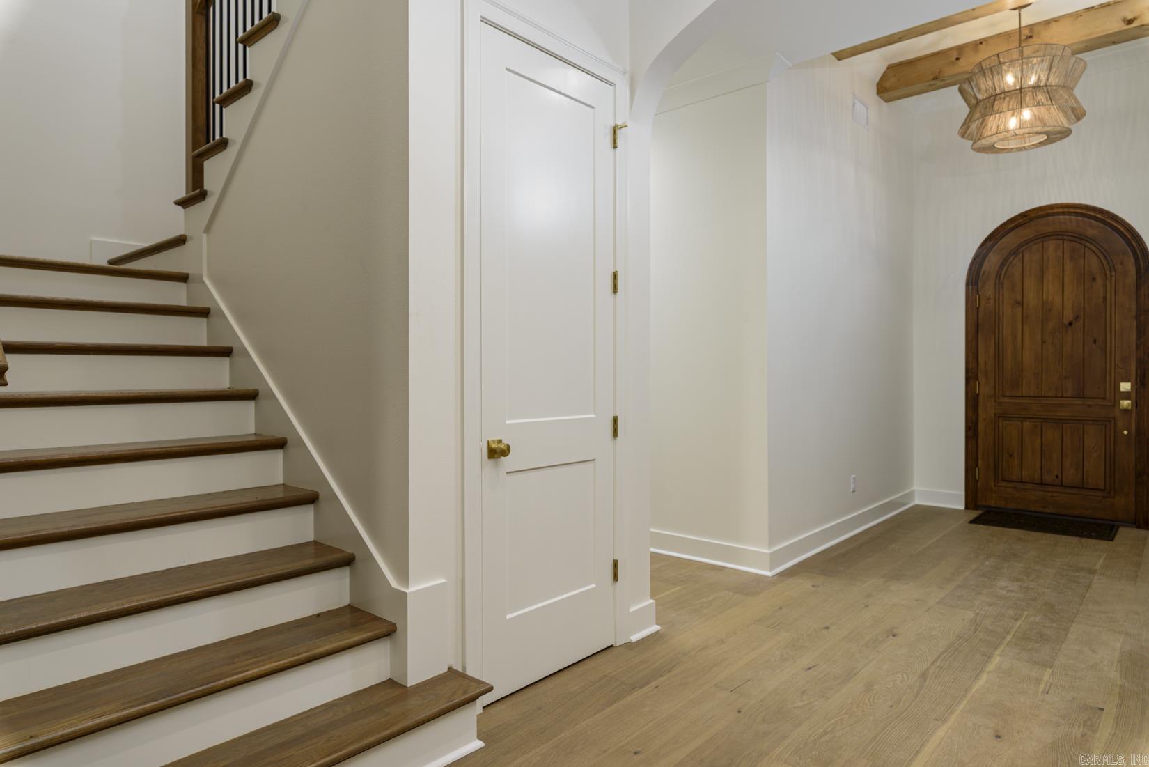 119 Falstone Dr  Little Rock, AR