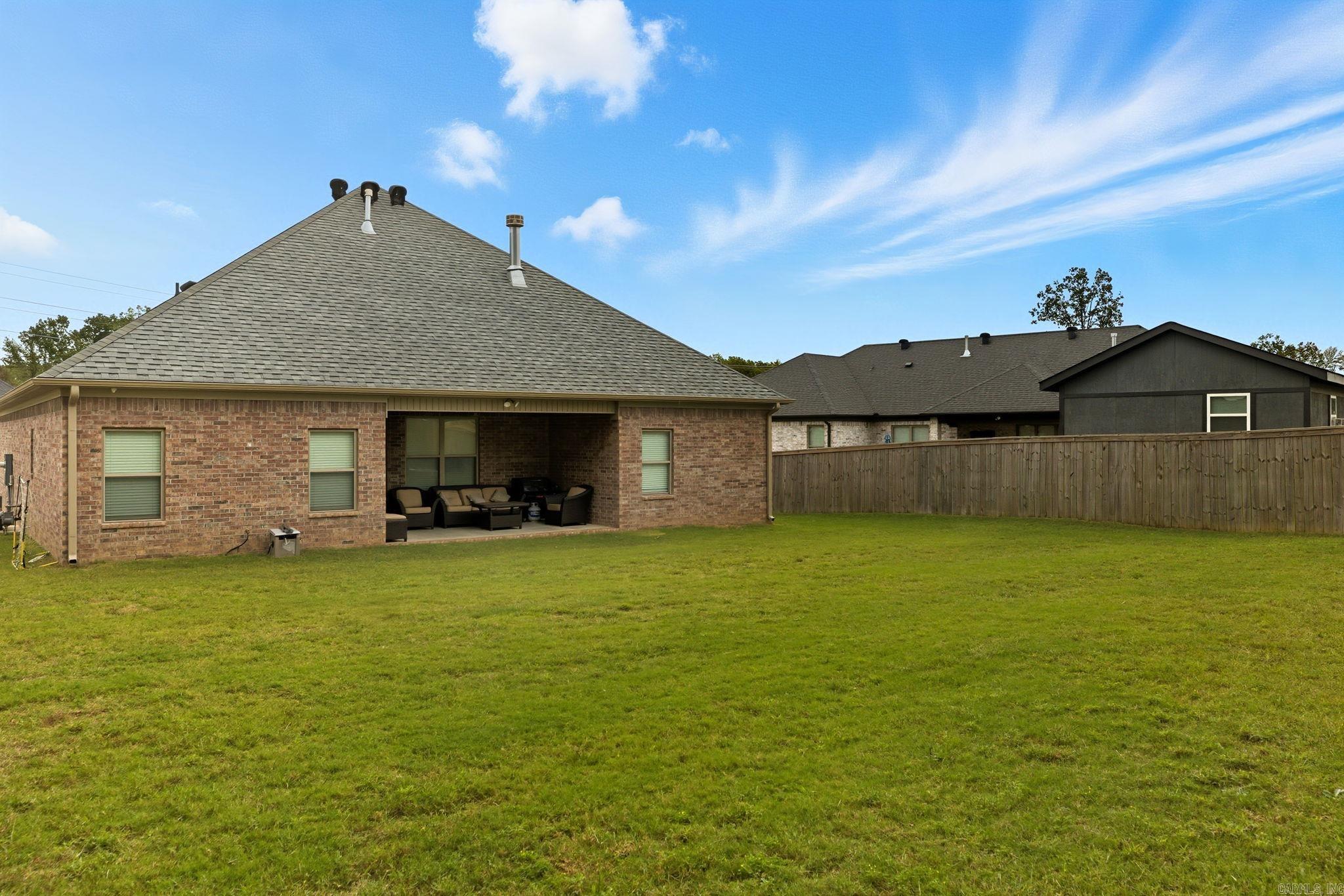 9009 Wooddale Dr  Sherwood, AR