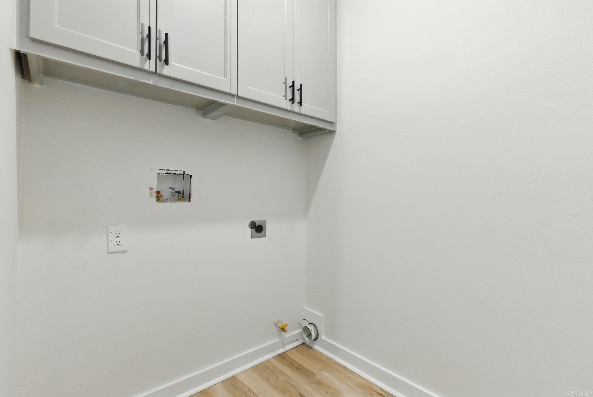 1300 E Maryland Avenue Sherwood, AR 72120