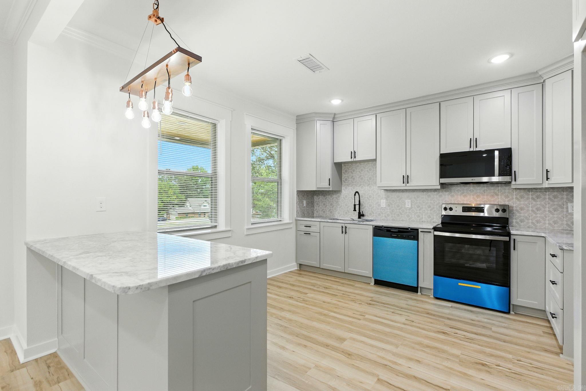 1300 E Maryland Avenue Sherwood, AR 72120