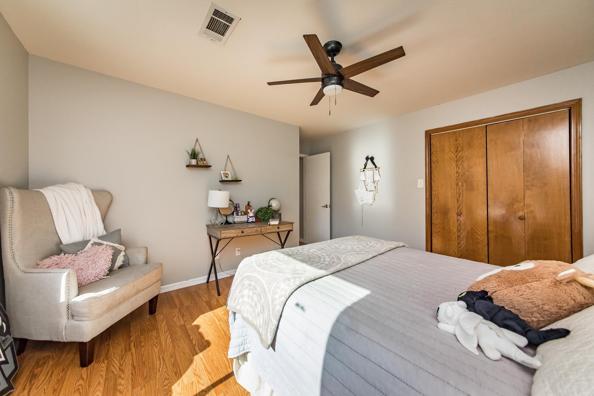 917 Lewisburg  Austin, AR