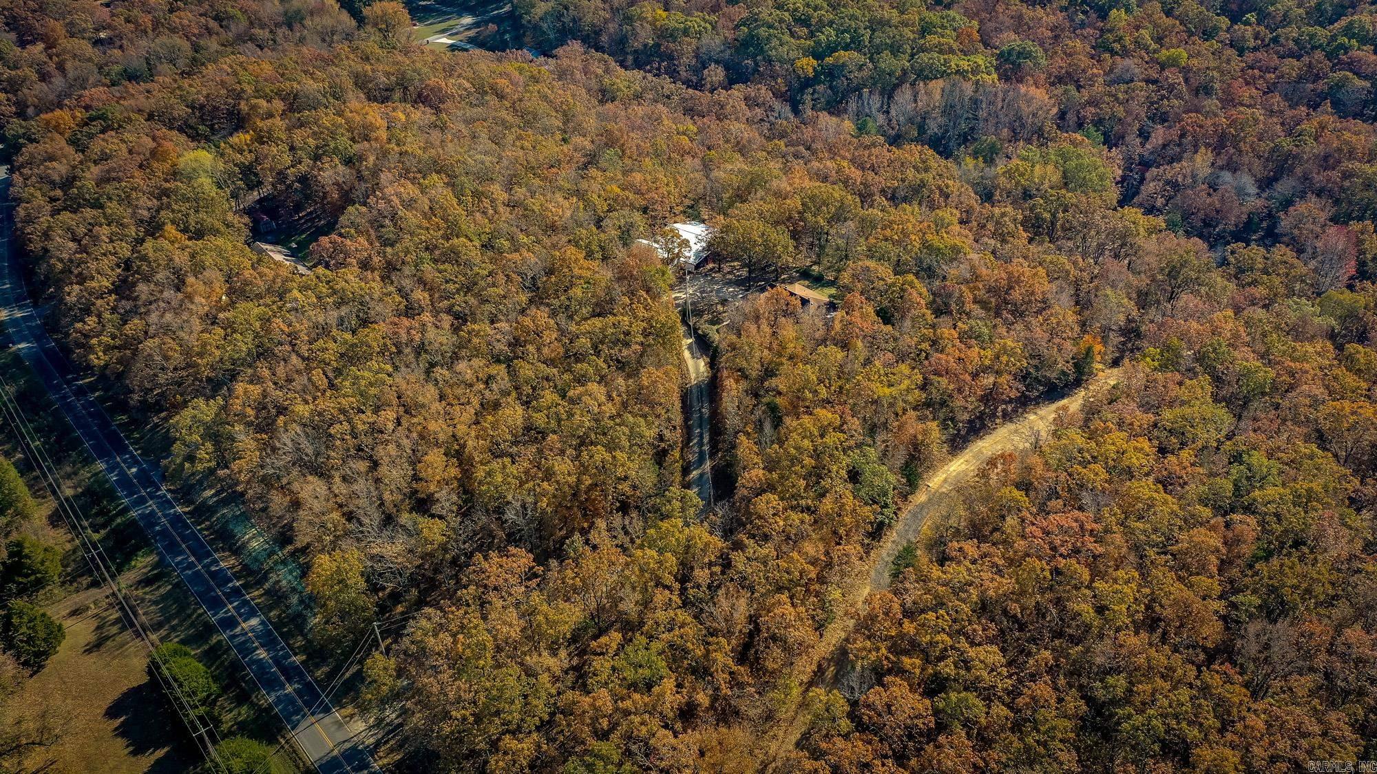 917 Lewisburg  Austin, AR