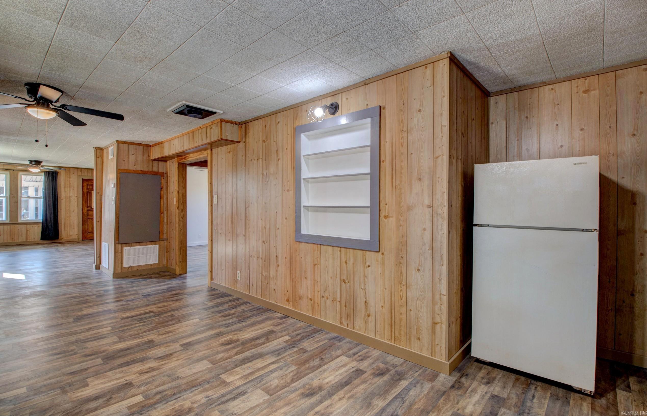 1612 Ridge Road  El Paso, AR