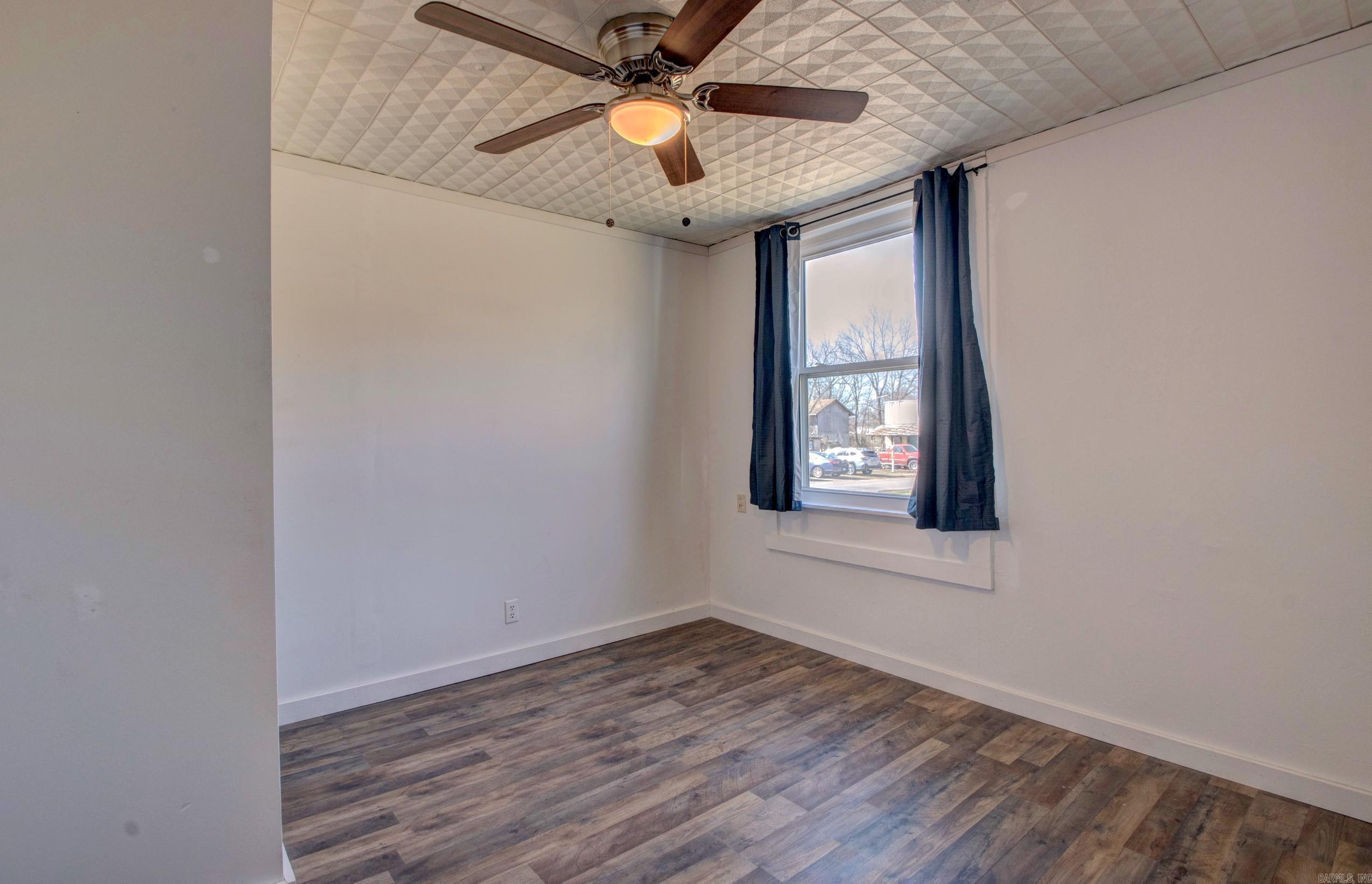 1612 Ridge Road  El Paso, AR