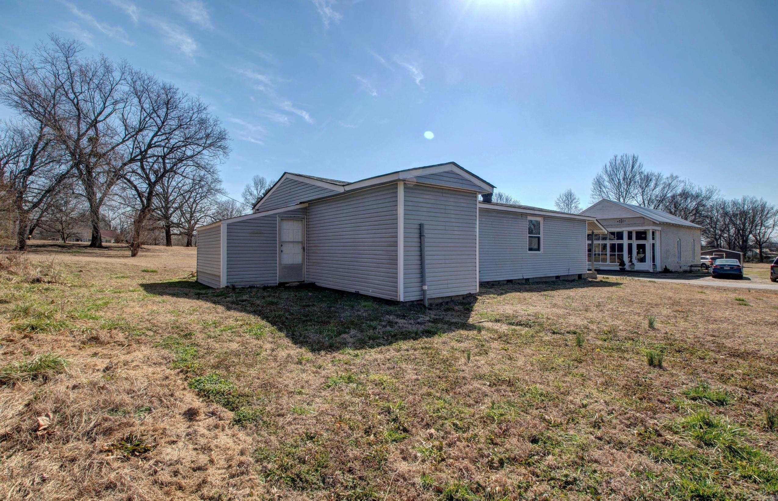 1612 Ridge Road  El Paso, AR