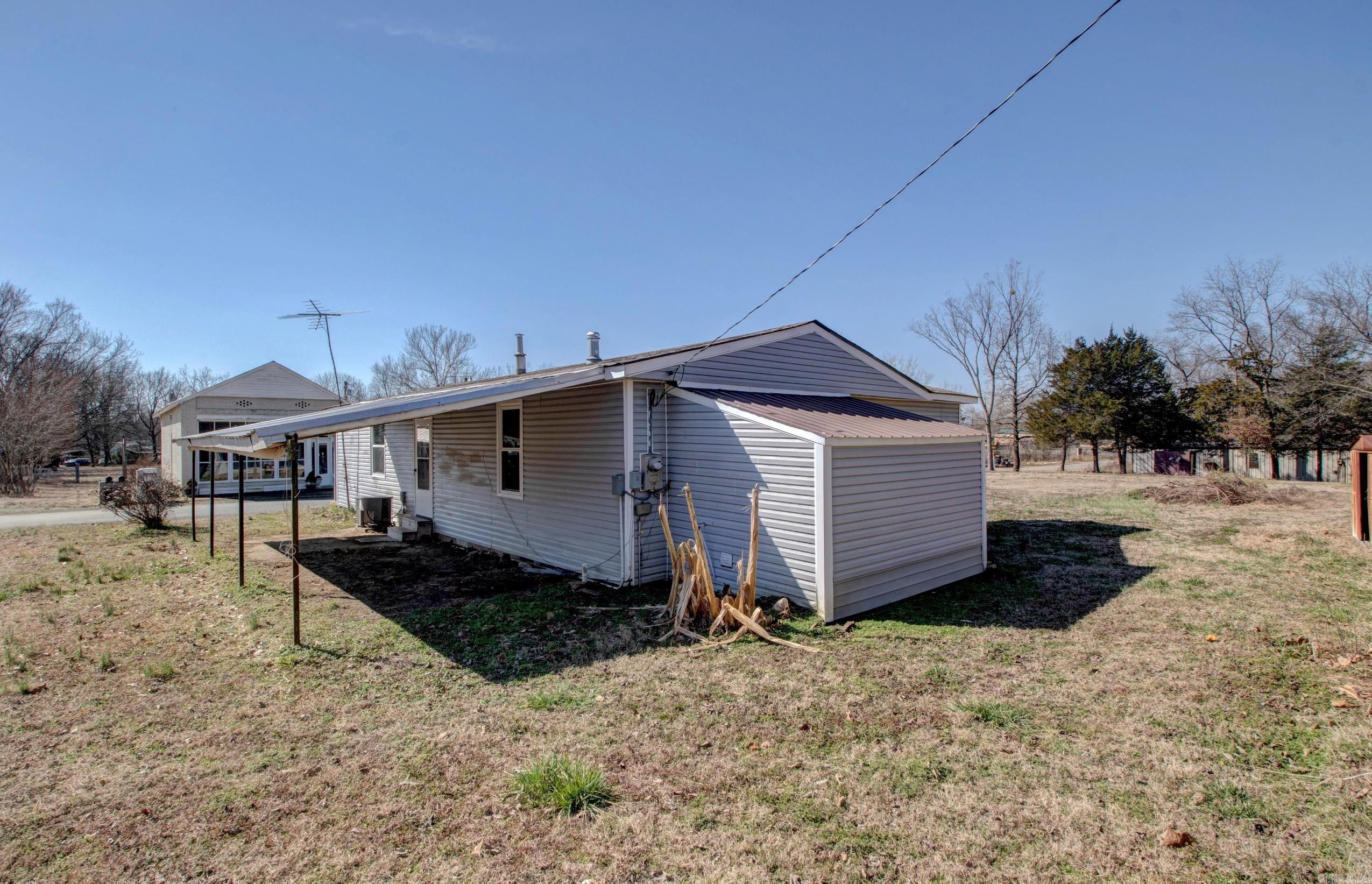 1612 Ridge Road  El Paso, AR