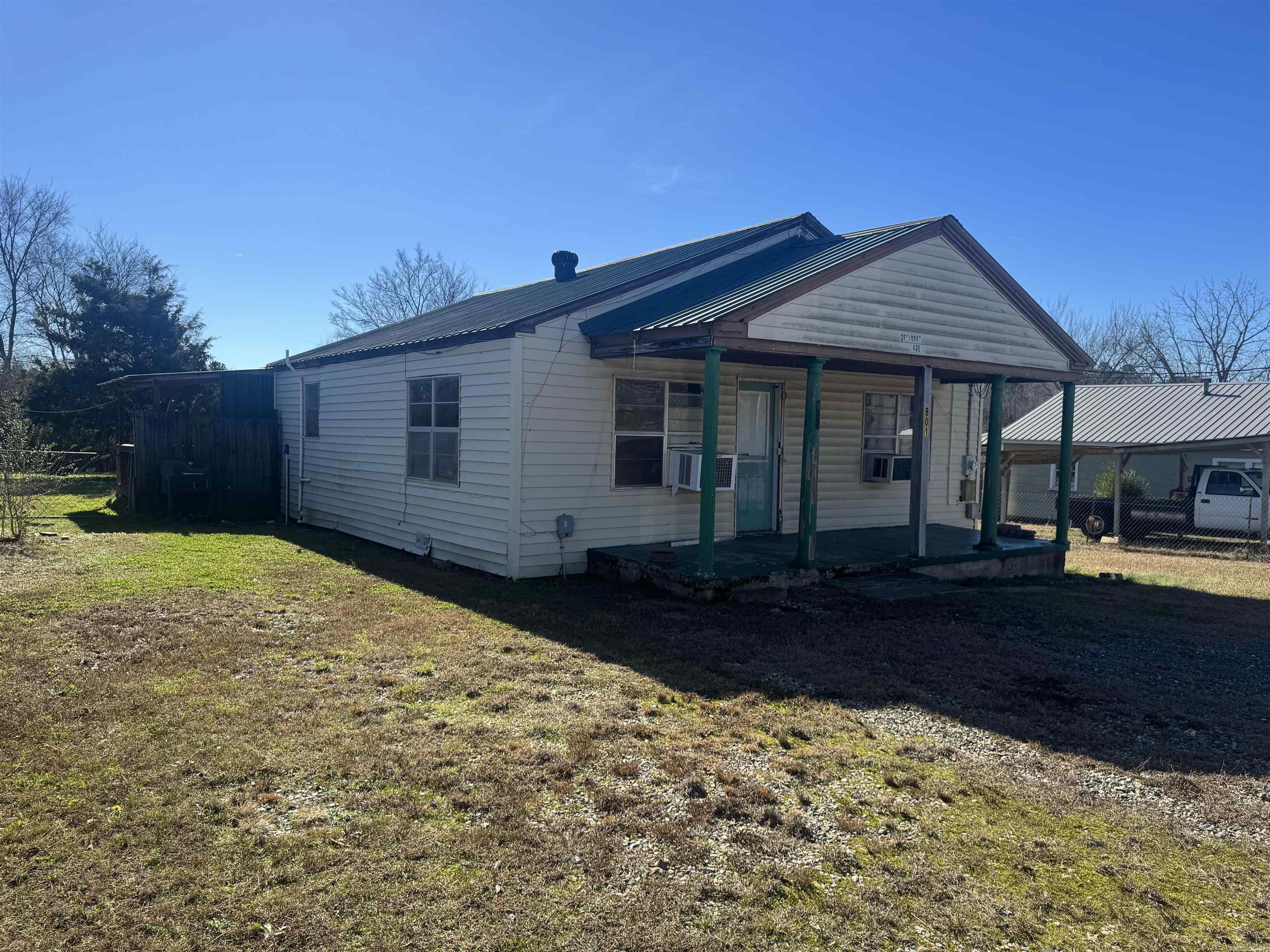 801 Deridder Avenue  Mena, AR