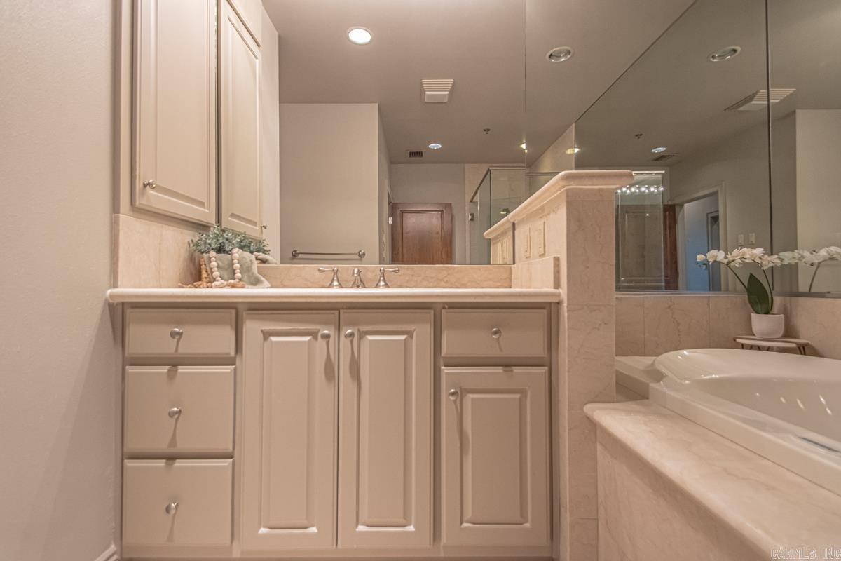 200 River Market  Little Rock, AR