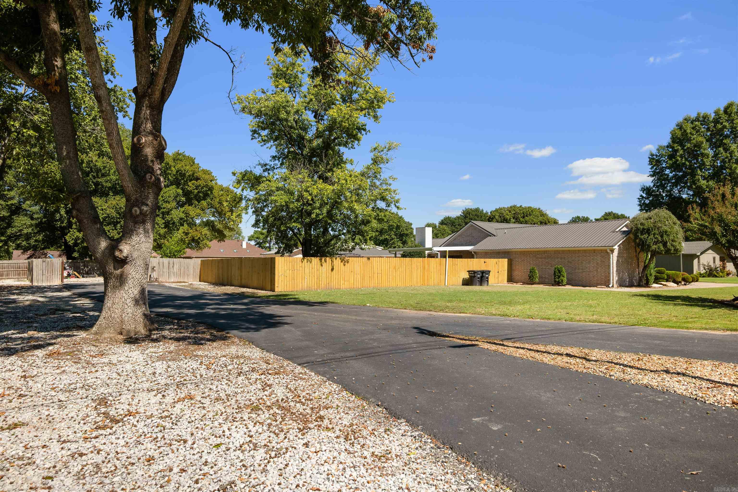 1406 Lester  Trumann, AR