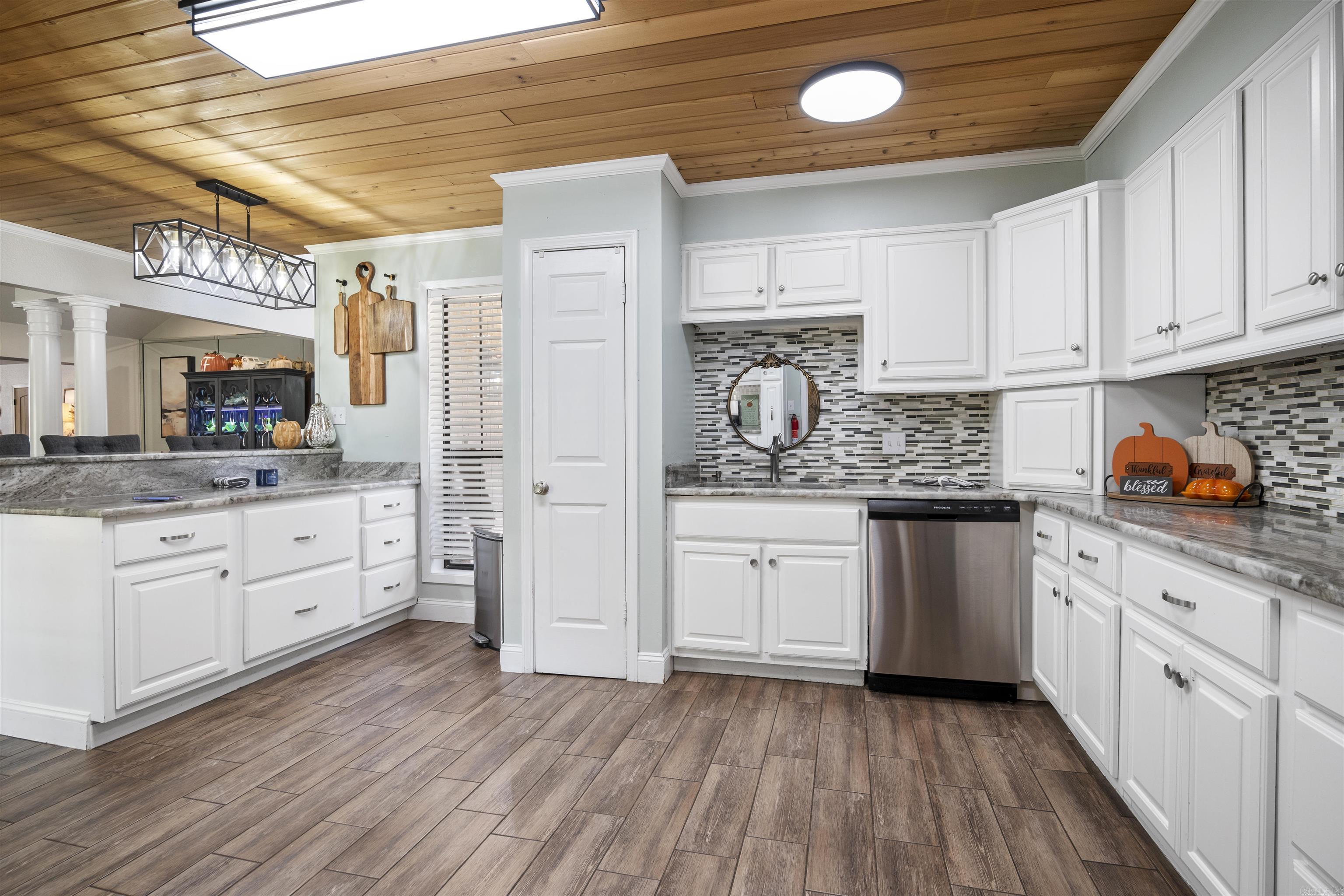 1406 Lester  Trumann, AR