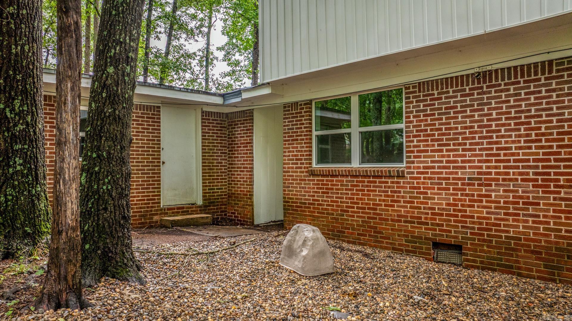 25501 Kanis  Little Rock, AR