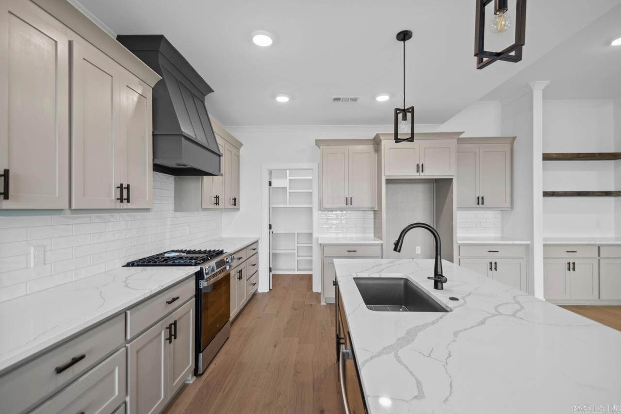 101 Kelton  Hensley, AR