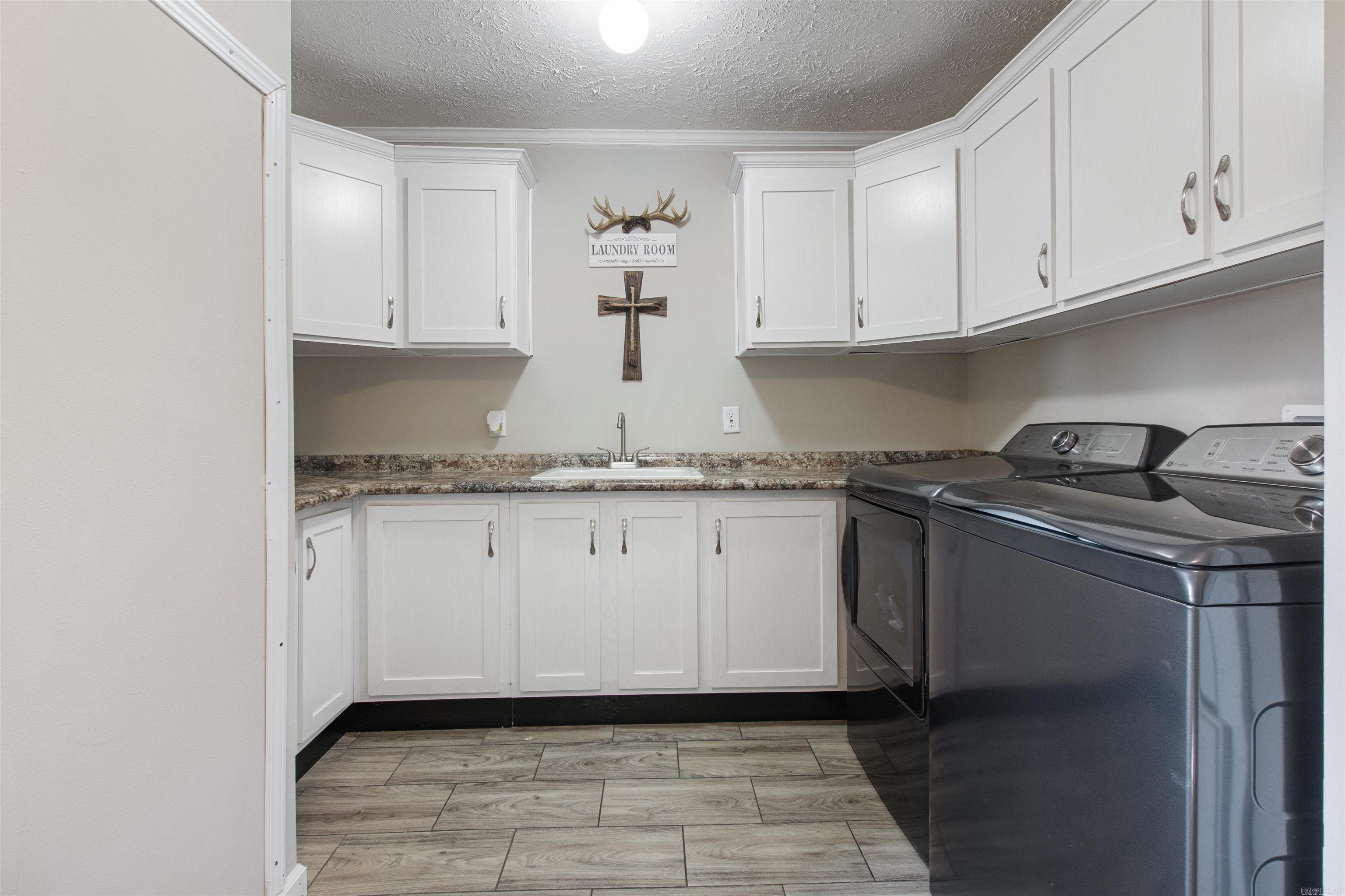 160 Oak Grove  Austin, AR