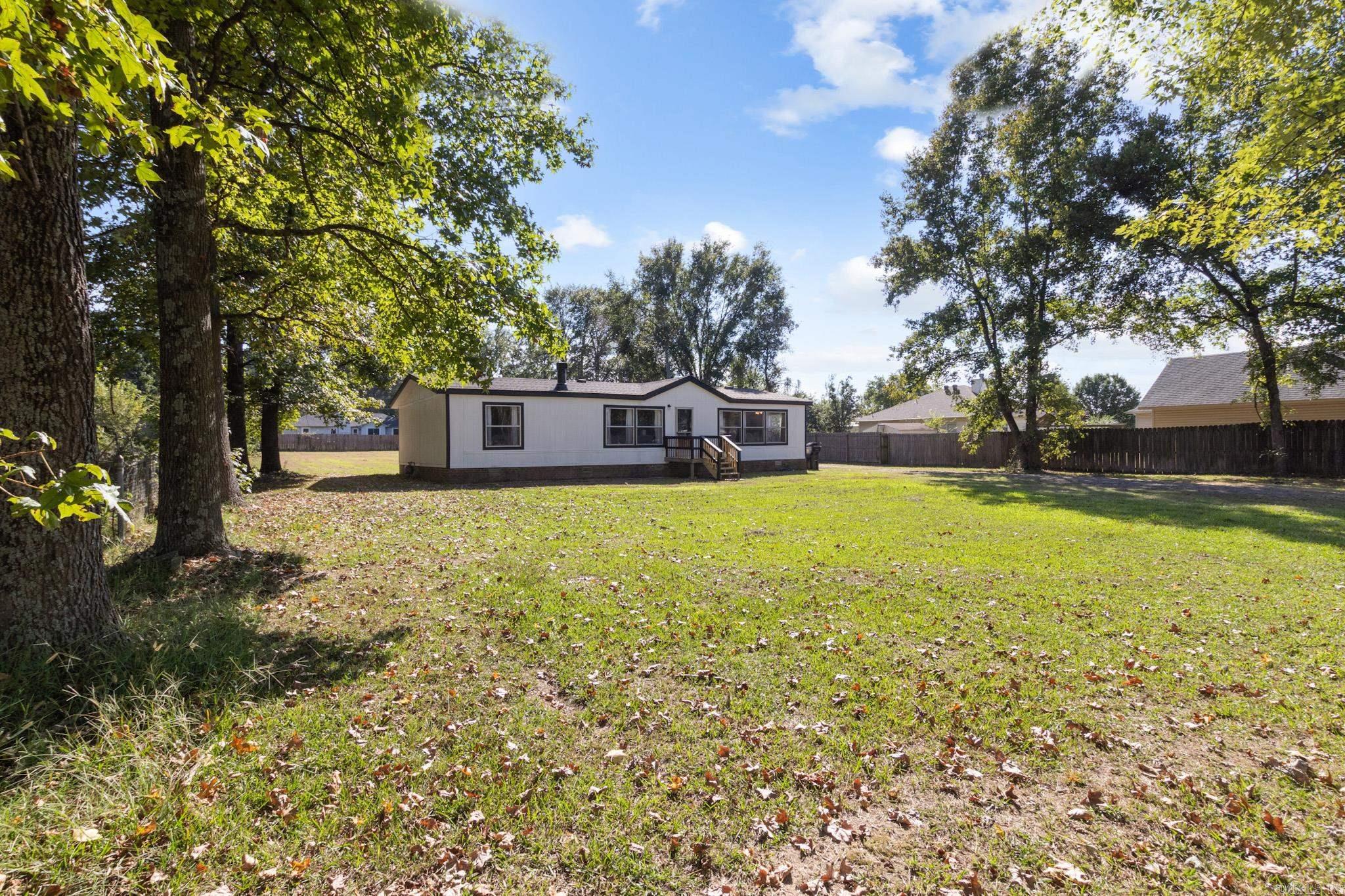 19 Opal  Ward, AR