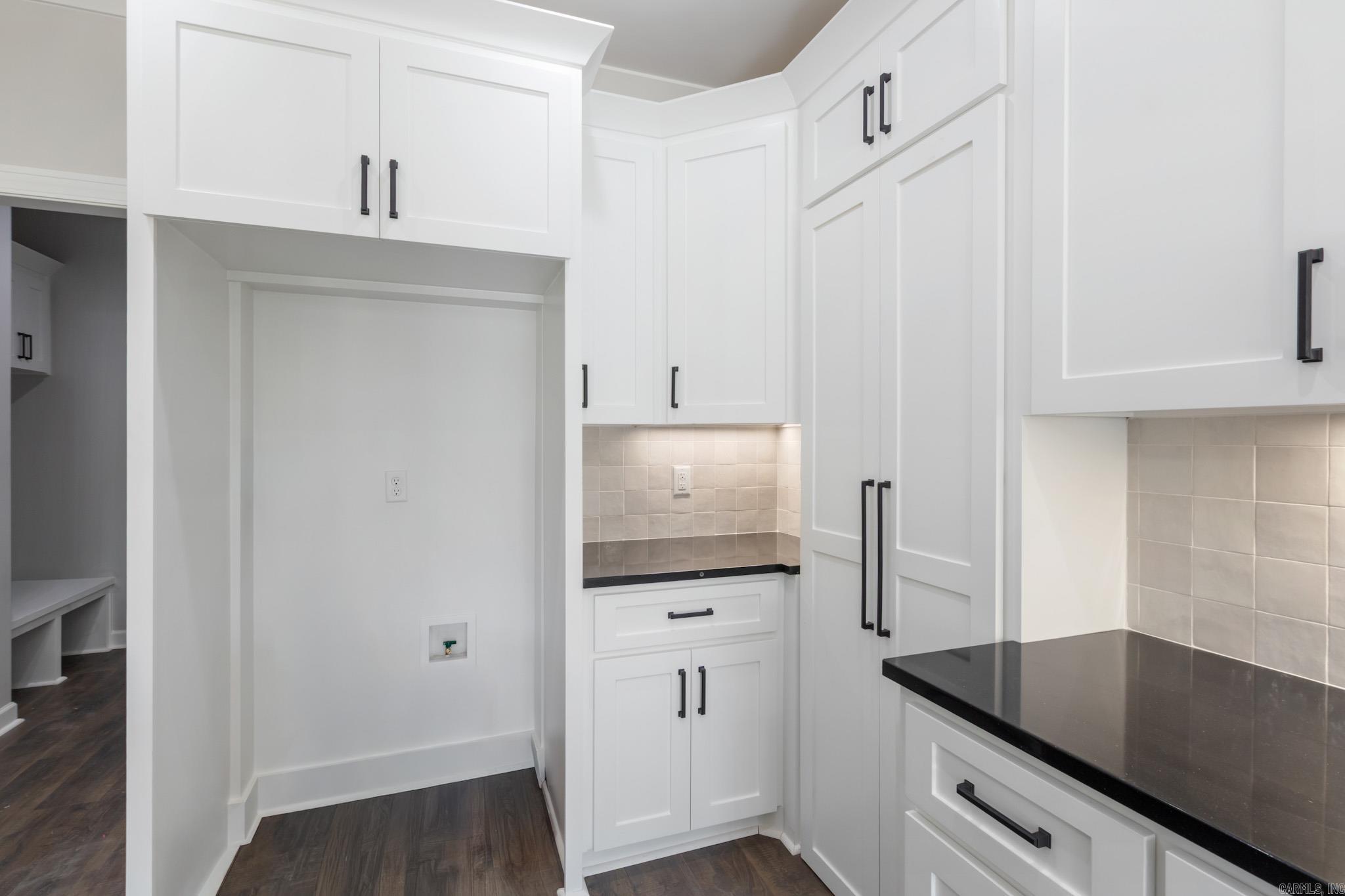 517 Valley Oak  Sherwood, AR