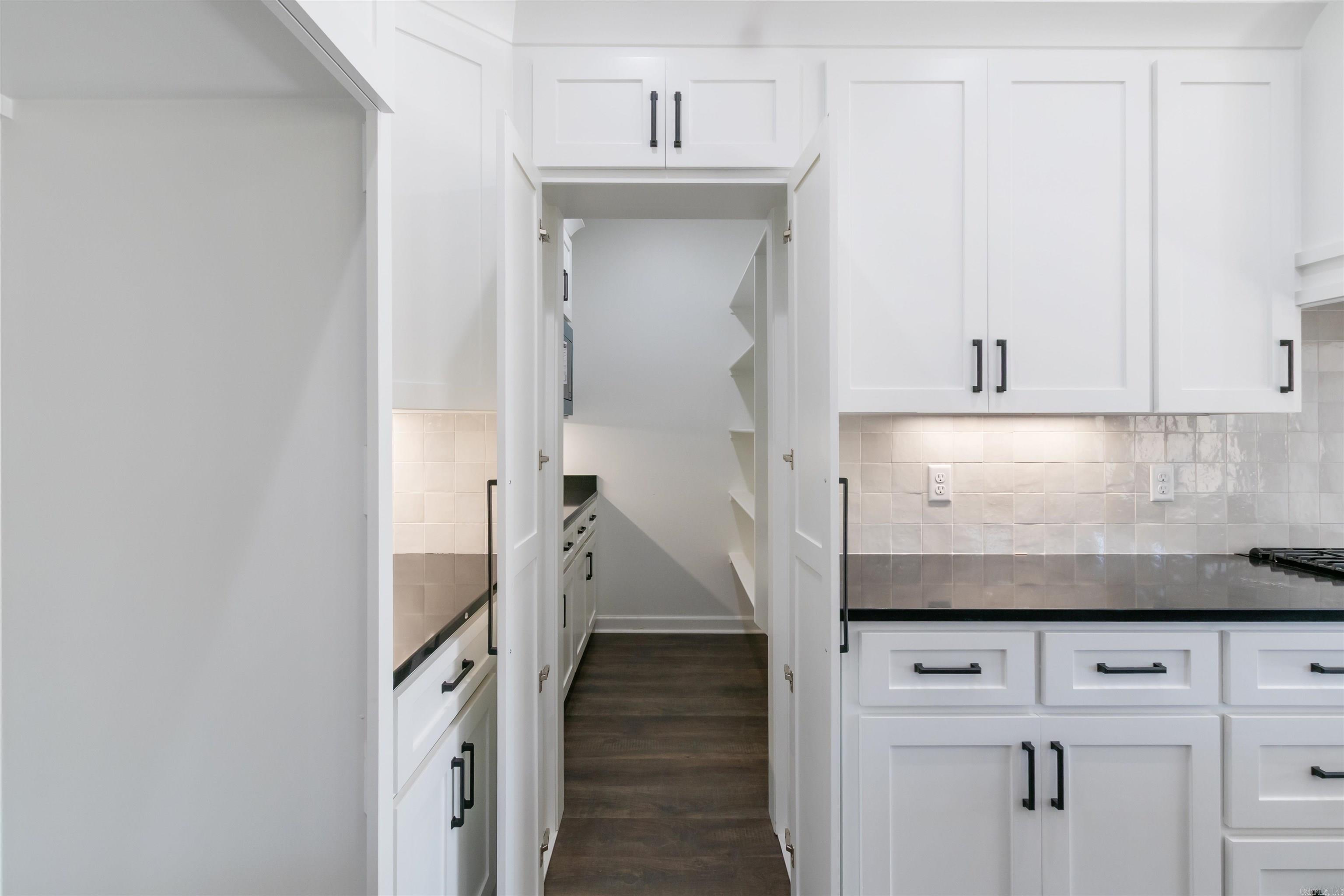 517 Valley Oak  Sherwood, AR