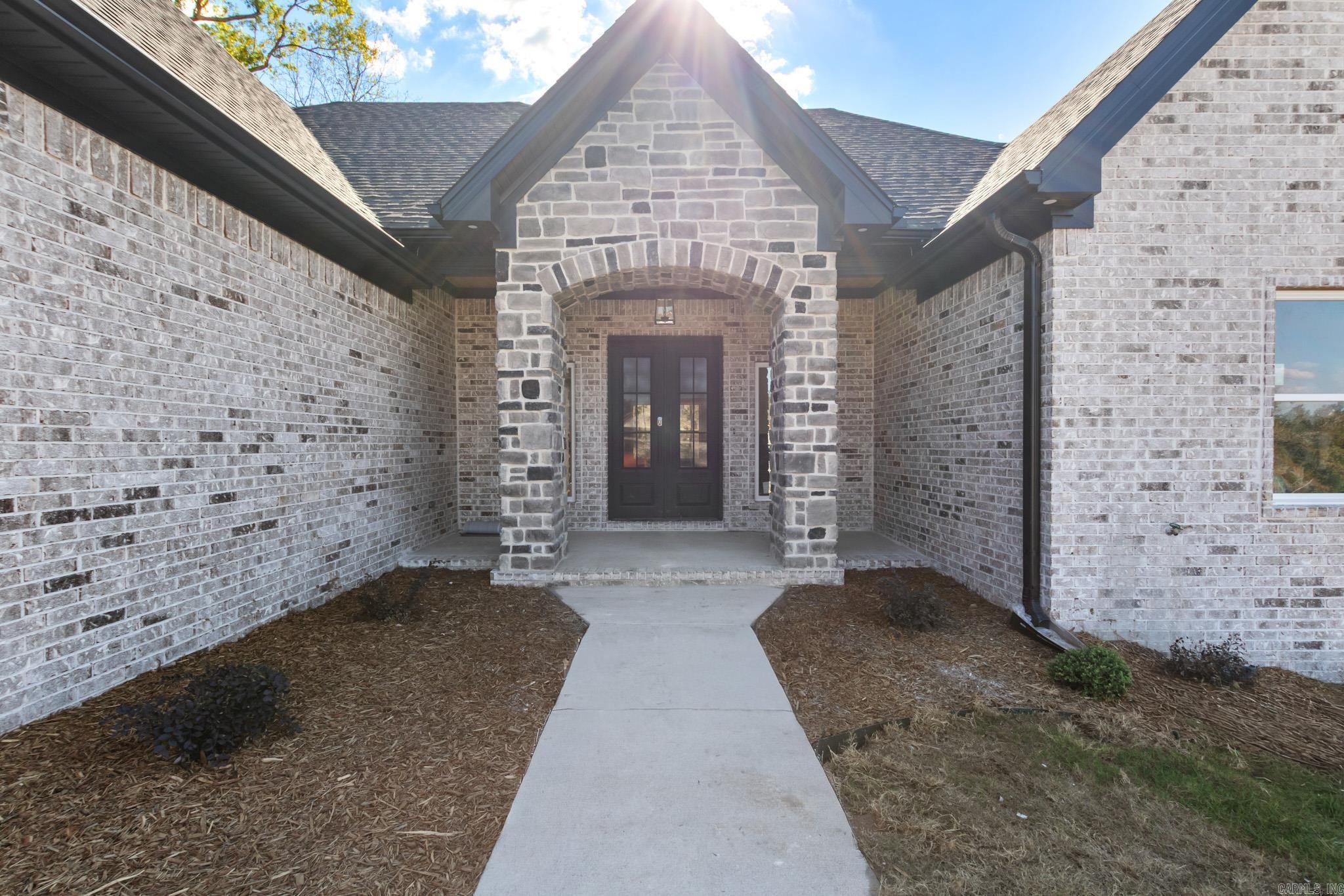 517 Valley Oak  Sherwood, AR