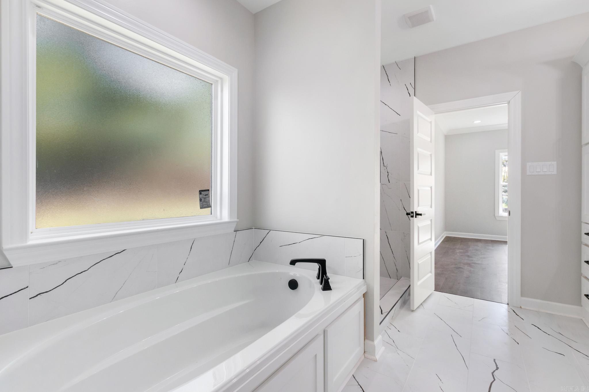 517 Valley Oak  Sherwood, AR