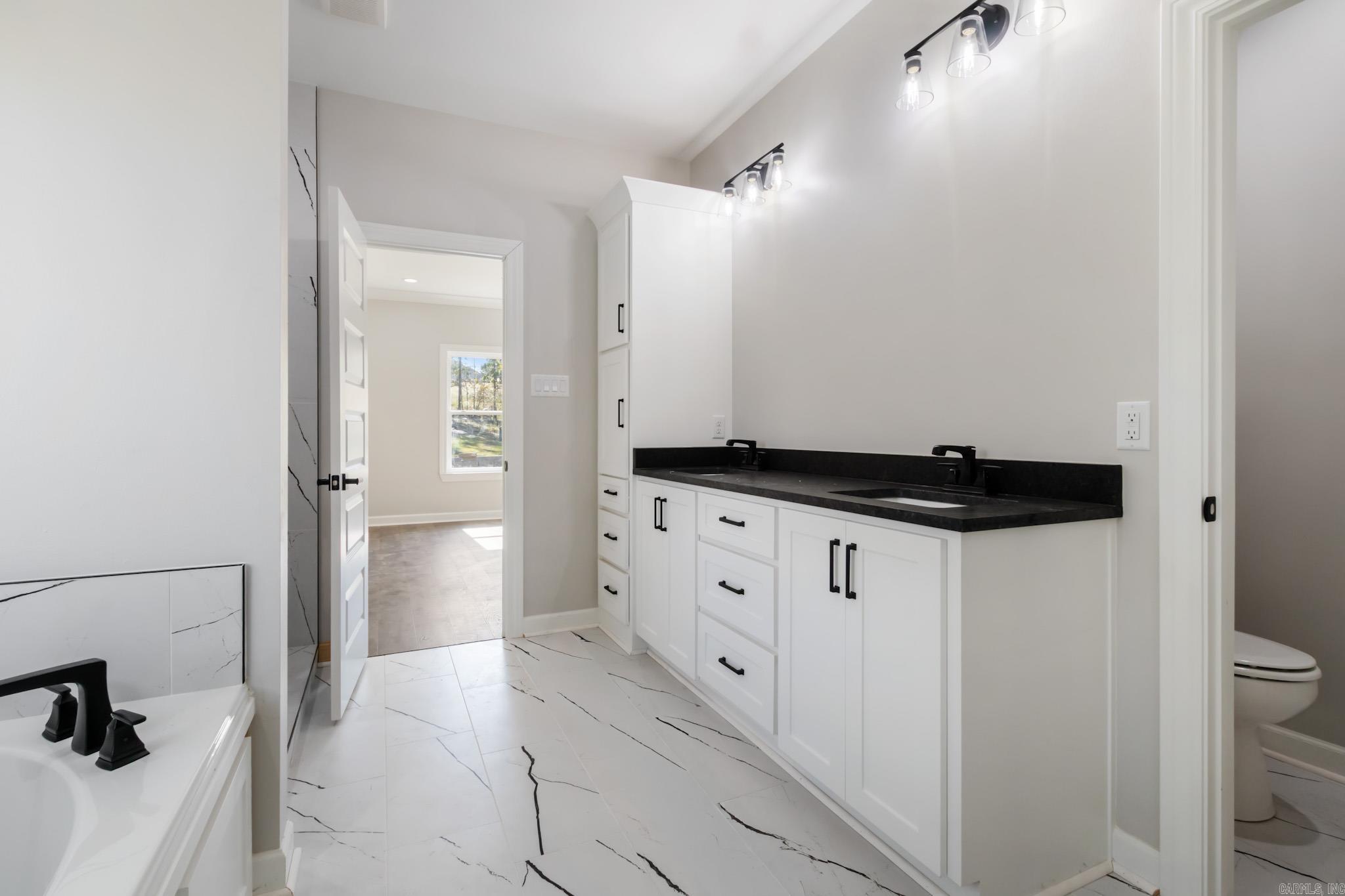 517 Valley Oak  Sherwood, AR