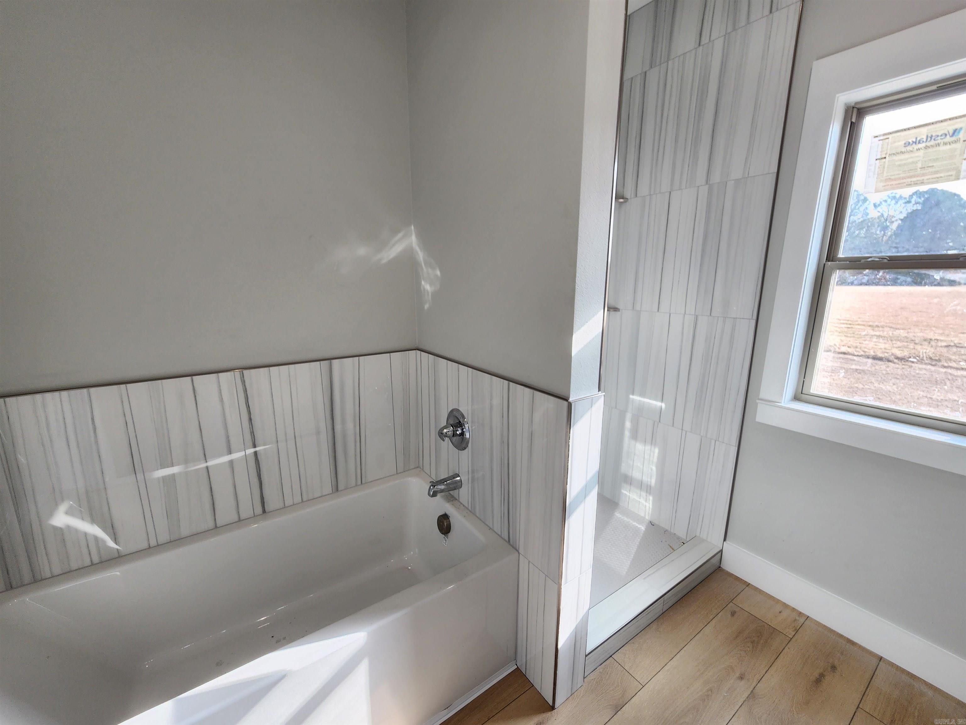 296 Walker  Higginson, AR