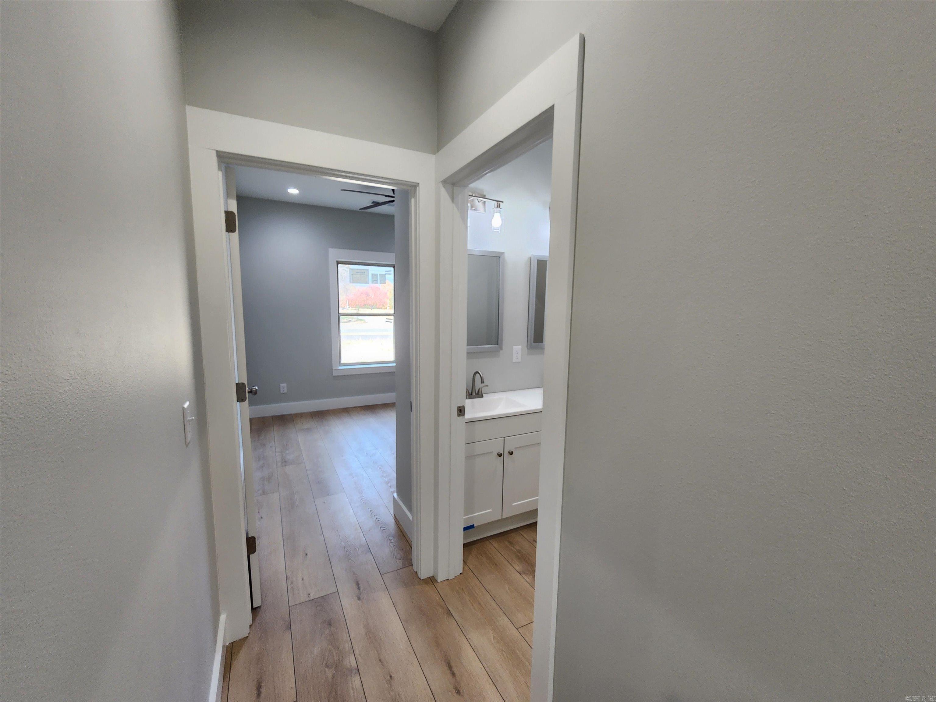 296 Walker  Higginson, AR