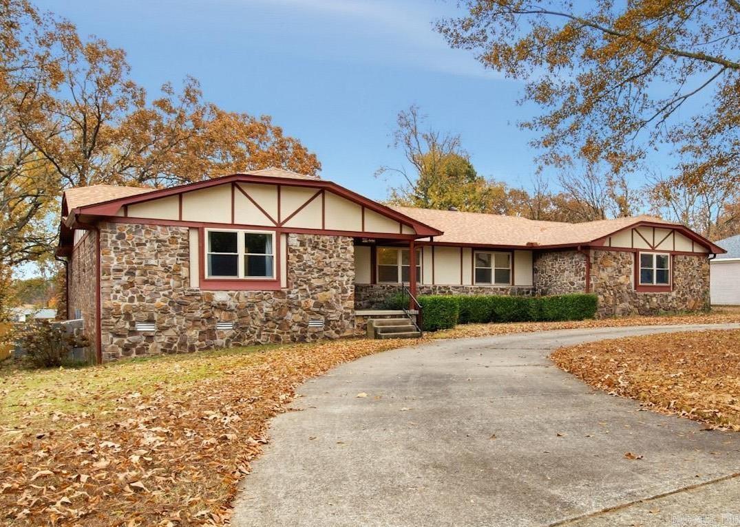 716 Adams Drive Jacksonville, AR 72076