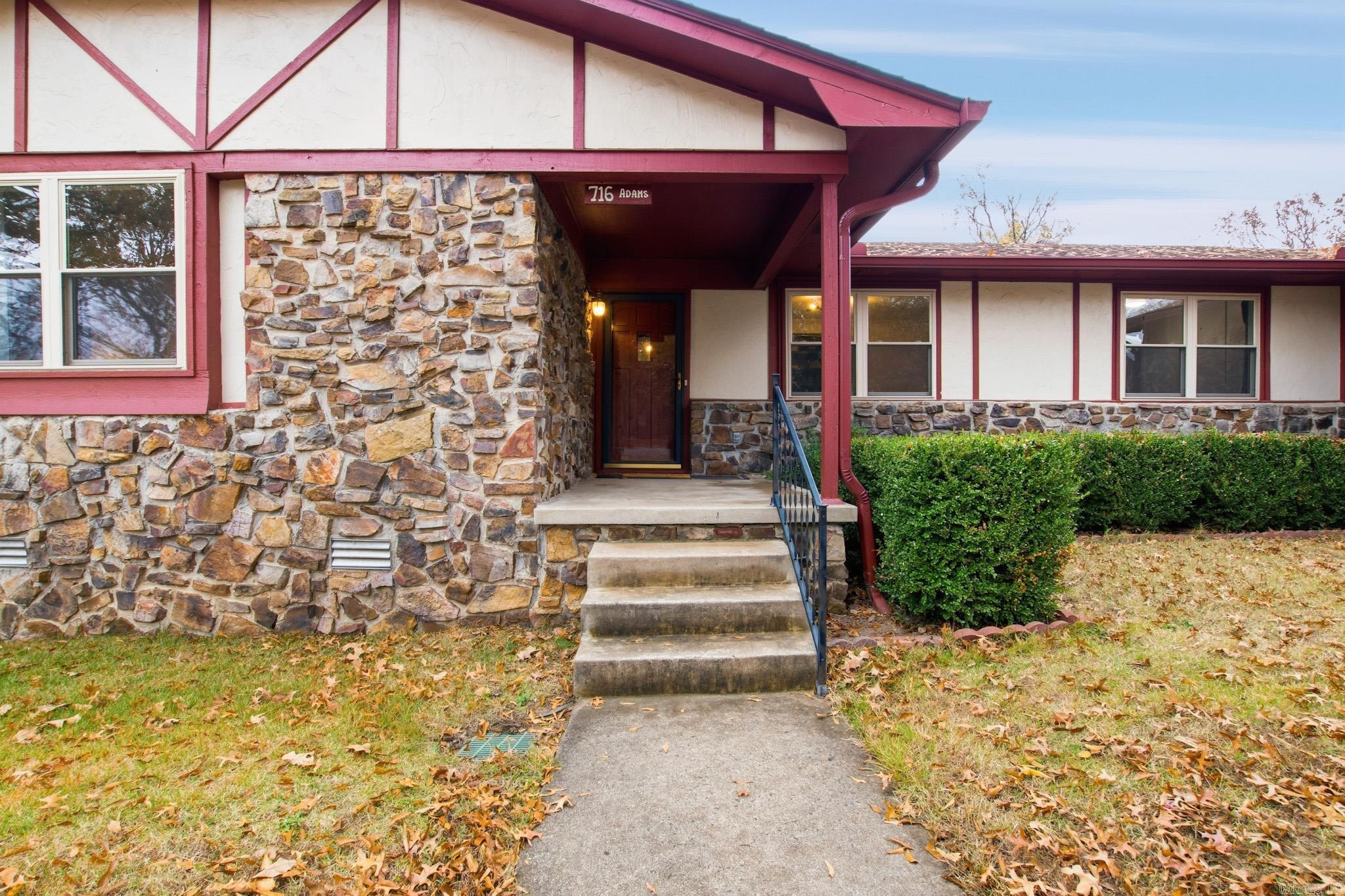 716 Adams Drive Jacksonville, AR 72076