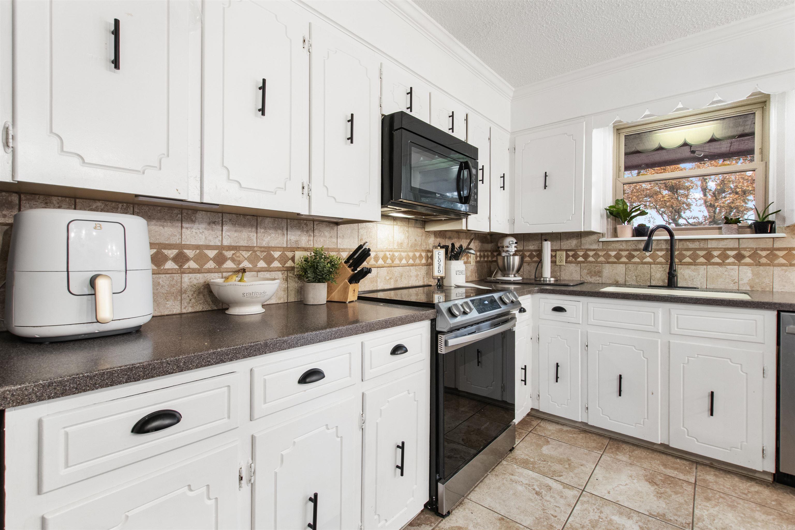 716 Adams Drive Jacksonville, AR 72076