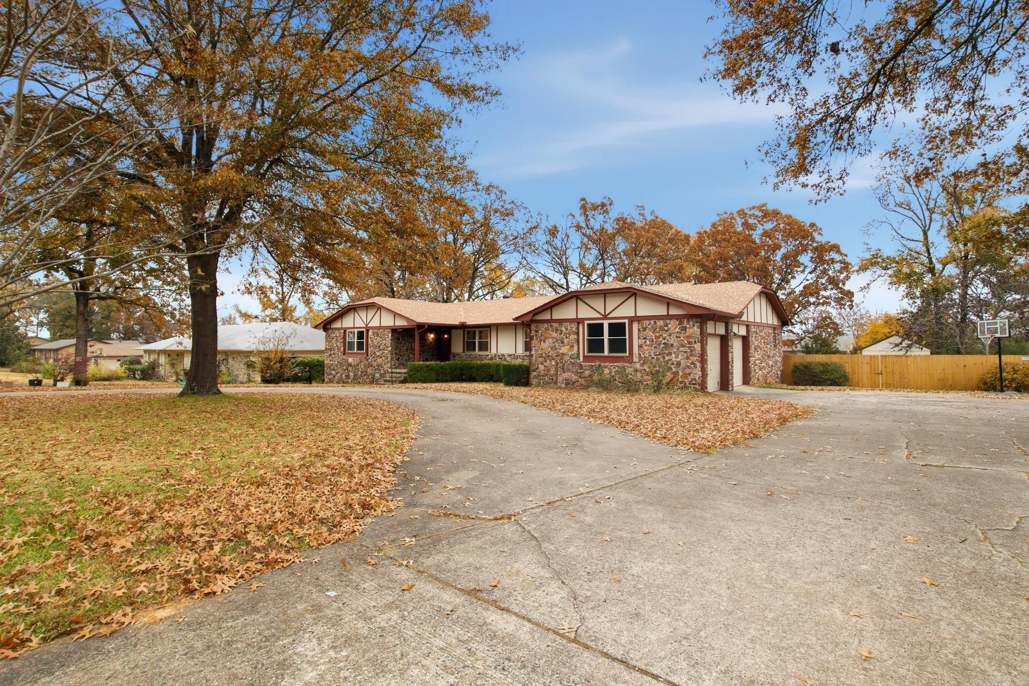 716 Adams Drive Jacksonville, AR 72076