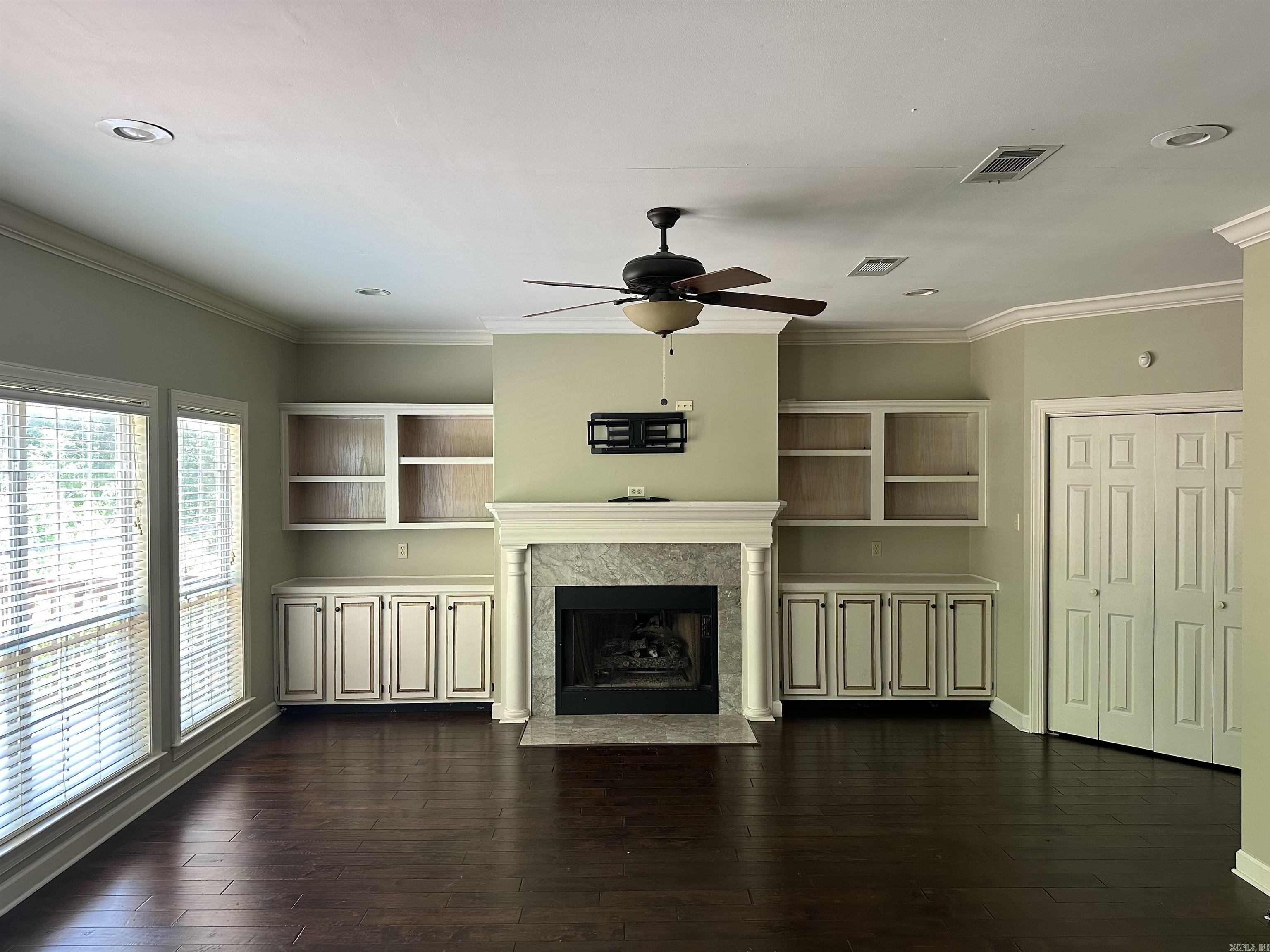 4 Bordeaux Ct.  Little Rock, AR