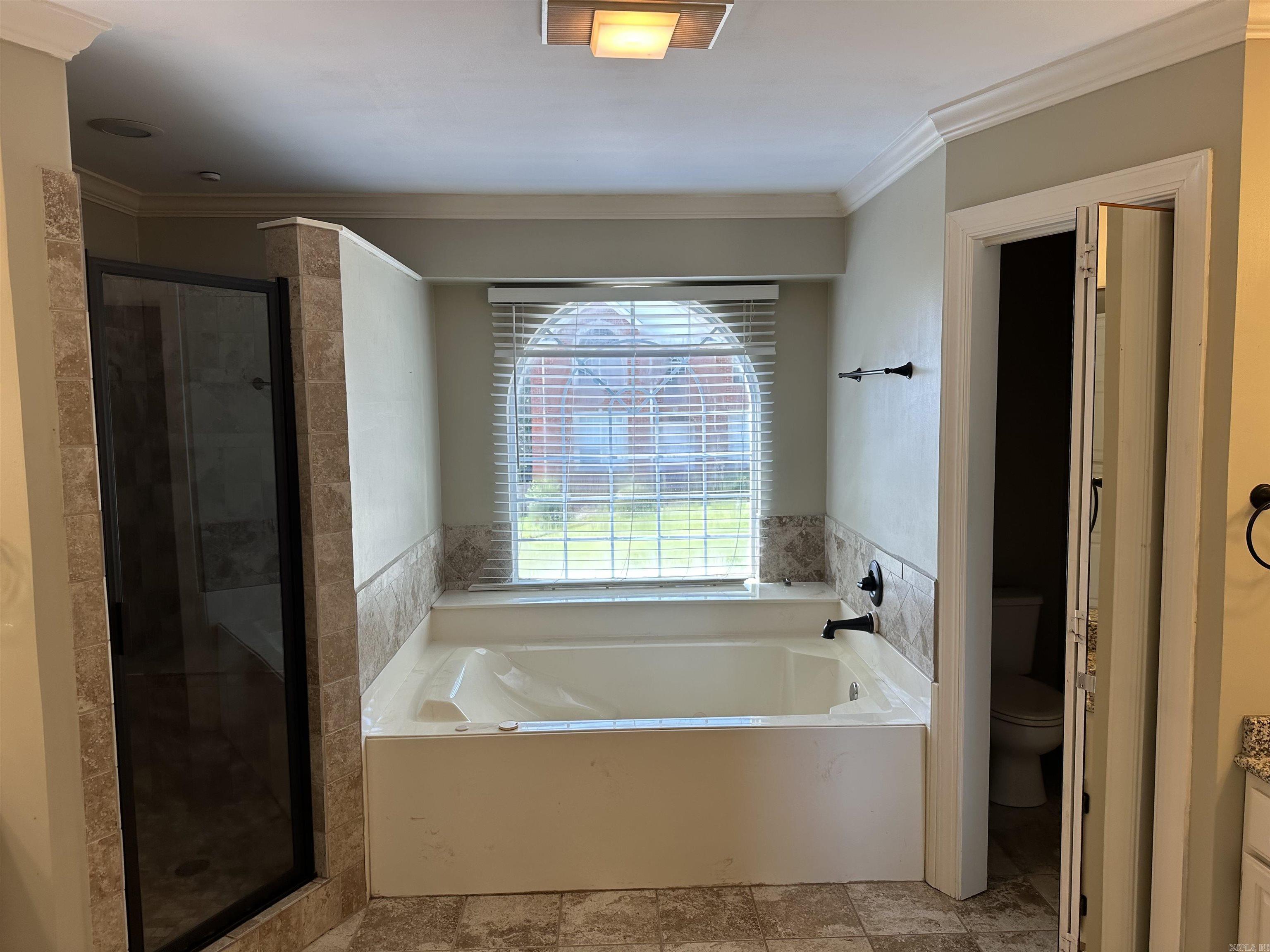 4 Bordeaux Ct.  Little Rock, AR