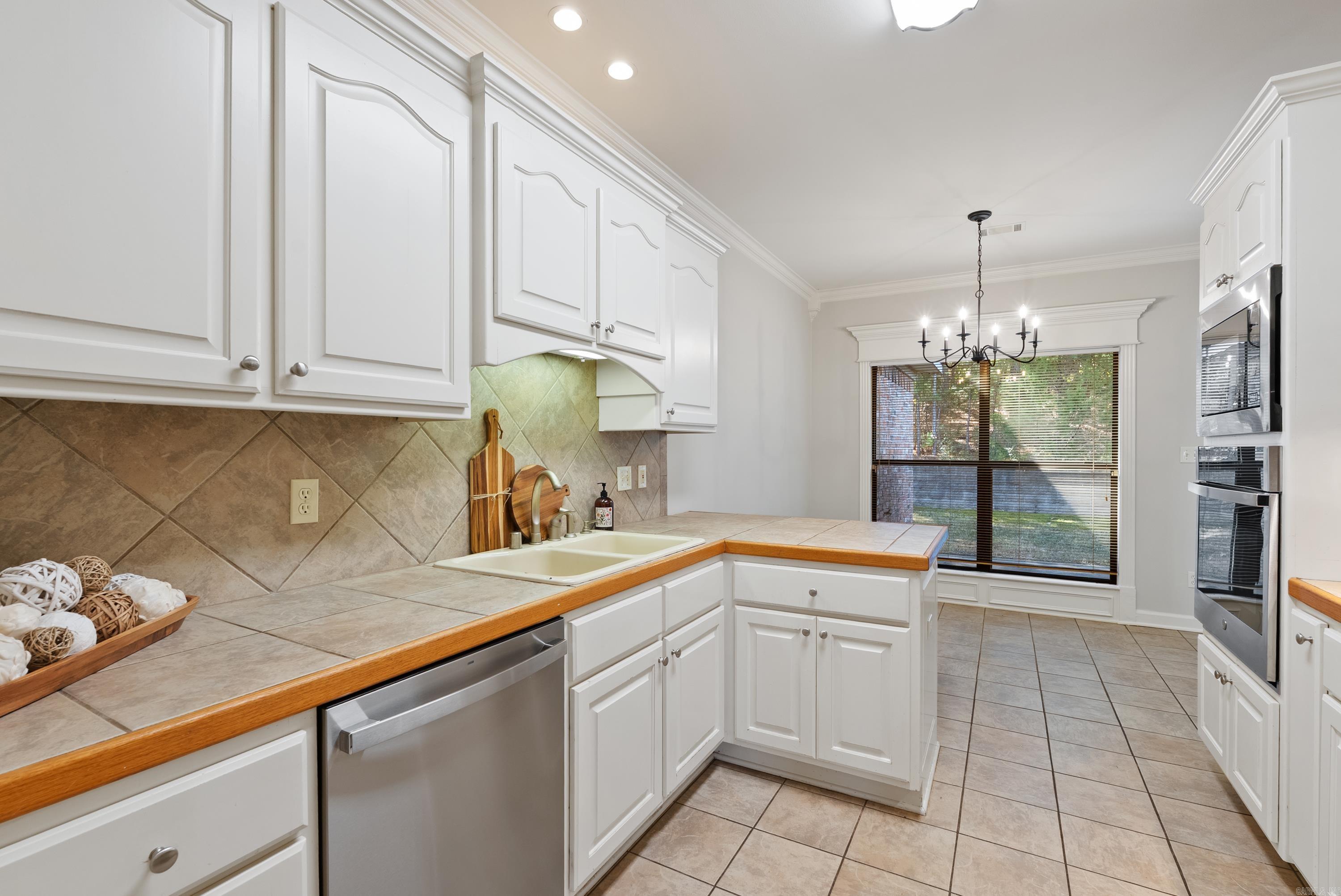 116 Orleans Drive  Maumelle, AR