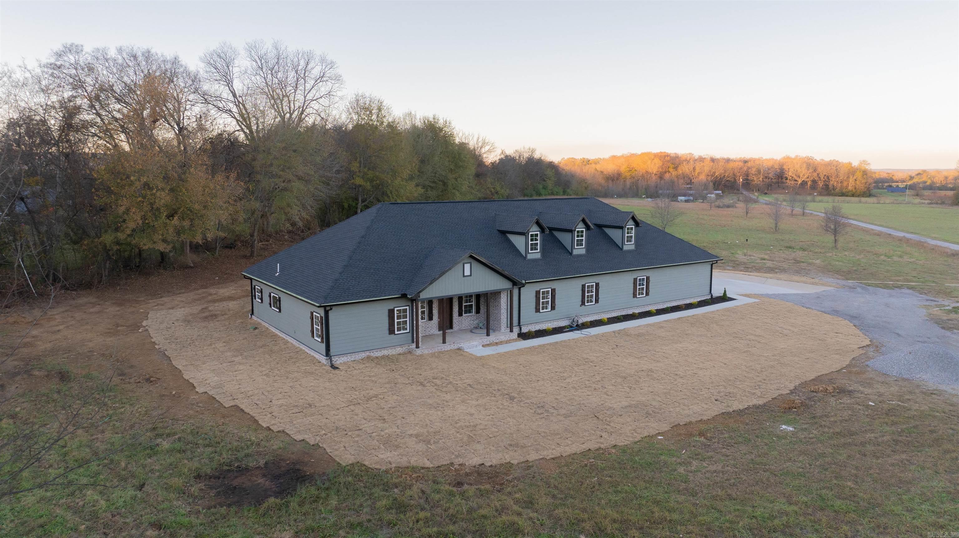 1867 Locust Grove Rd  Batesville, AR