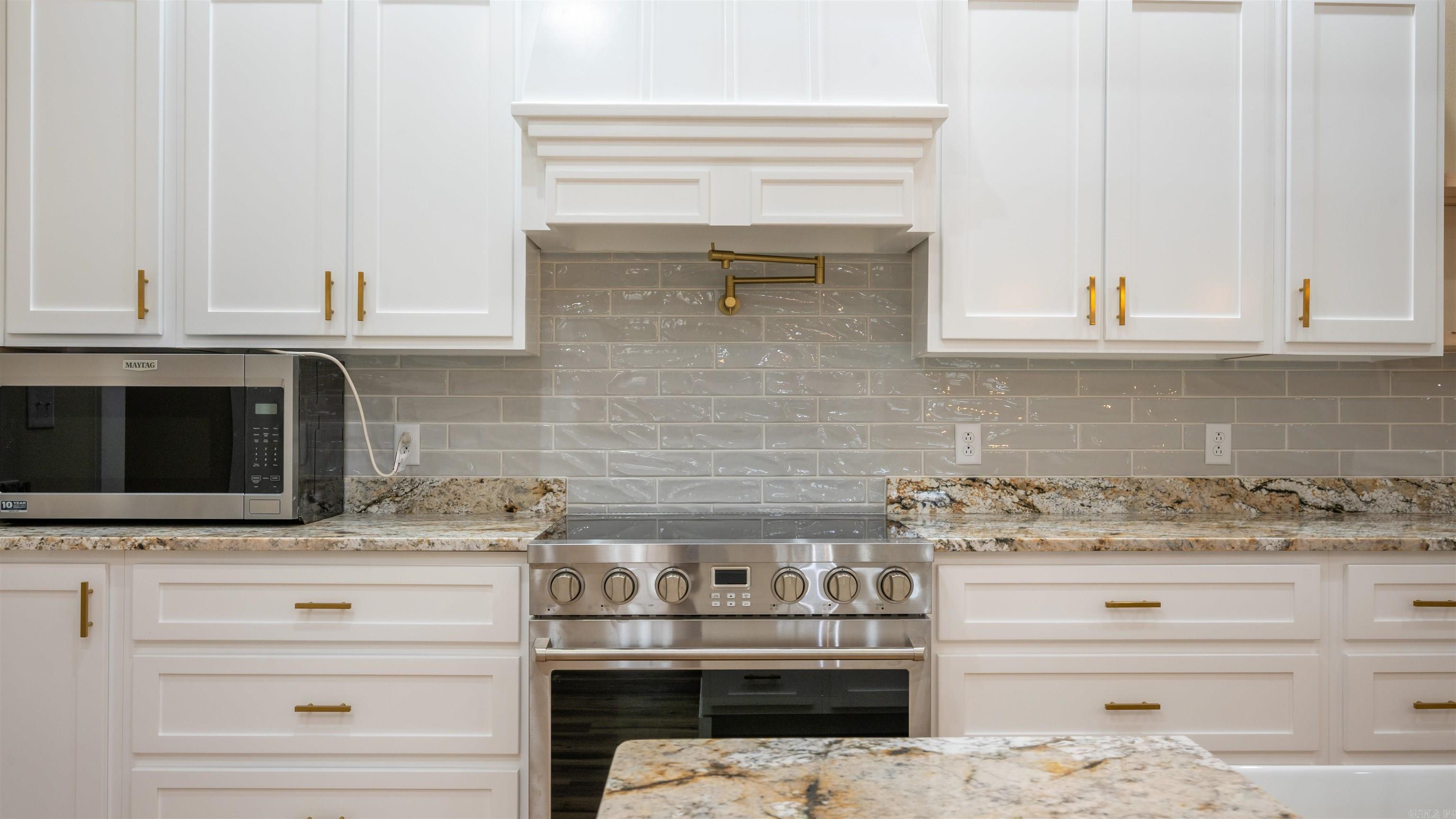 1867 Locust Grove Rd  Batesville, AR