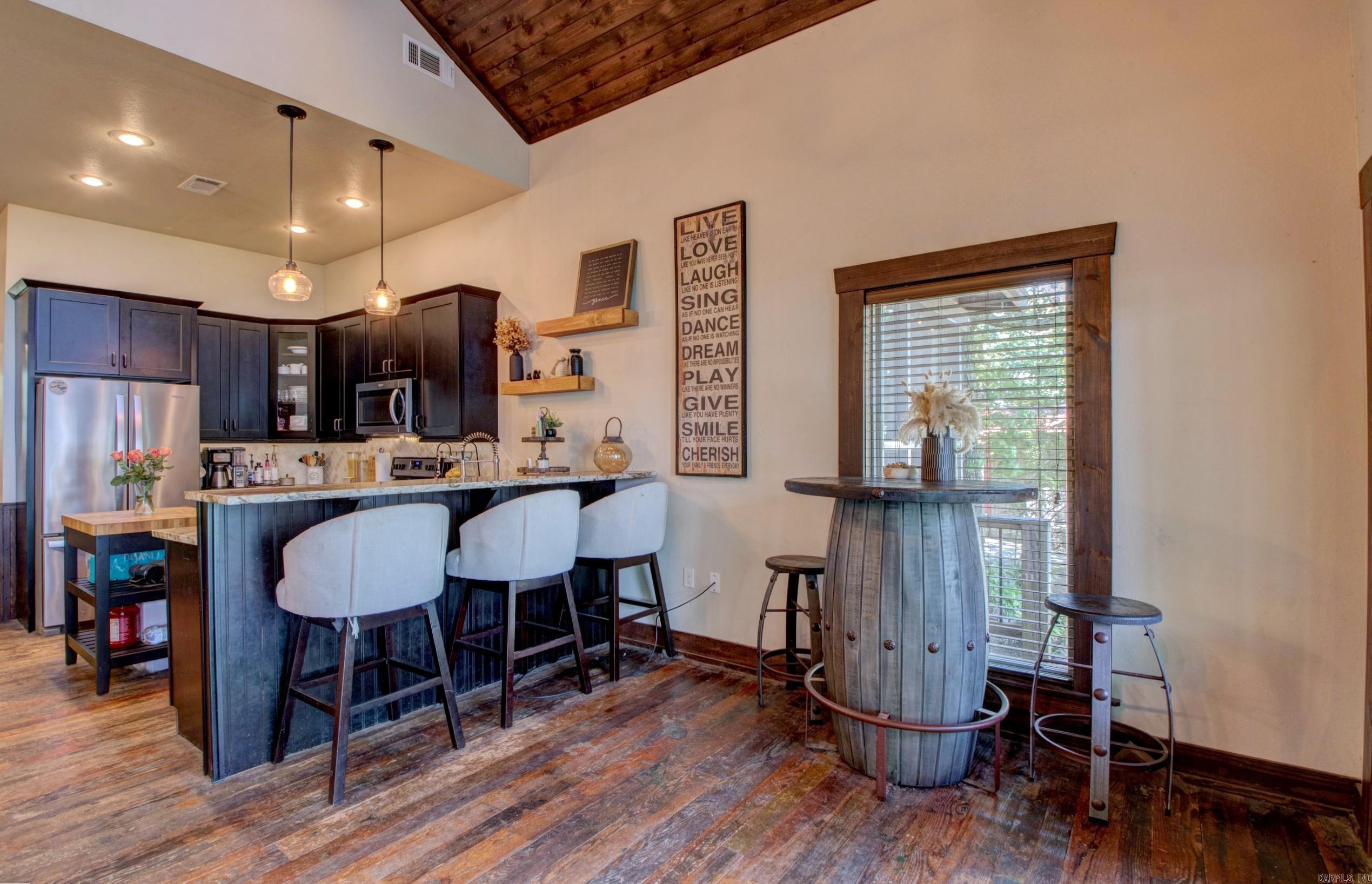 30 Cedar  Higden, AR