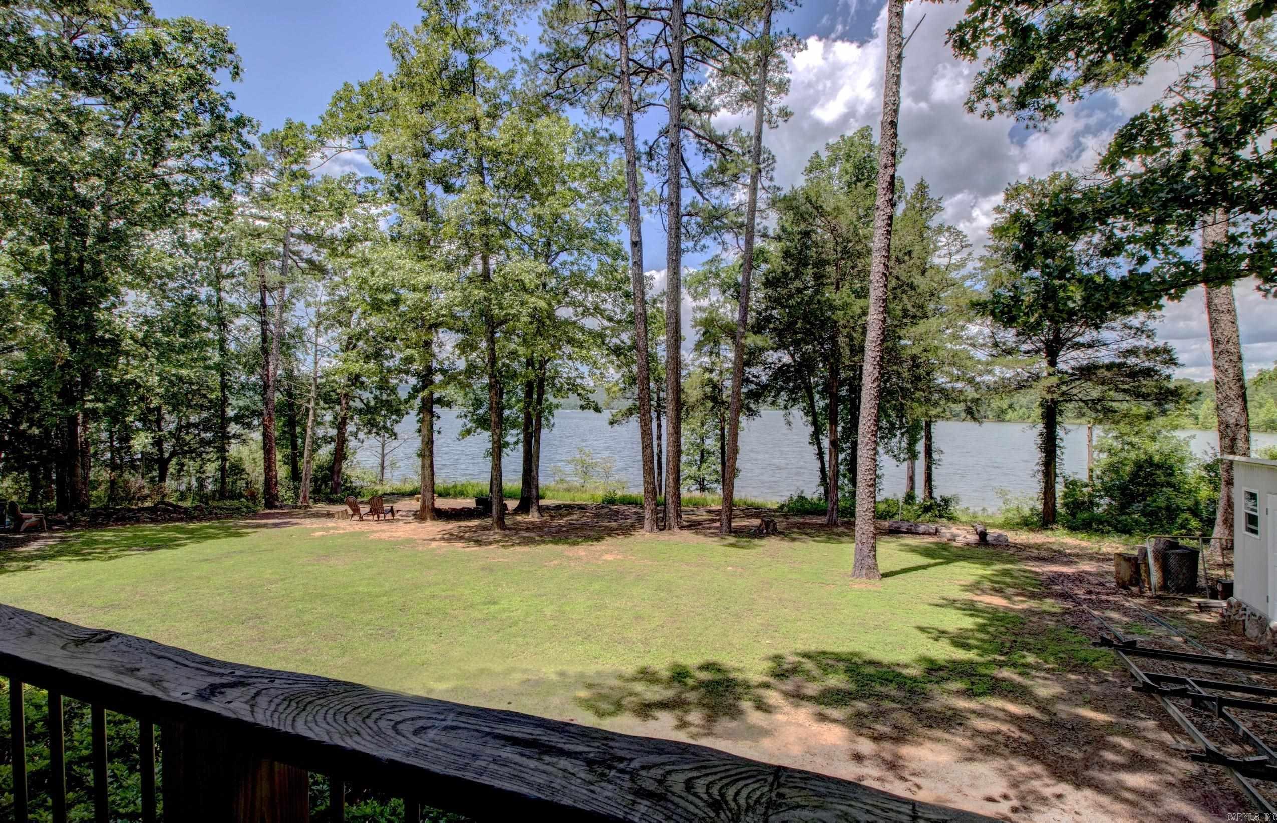 30 Cedar  Higden, AR