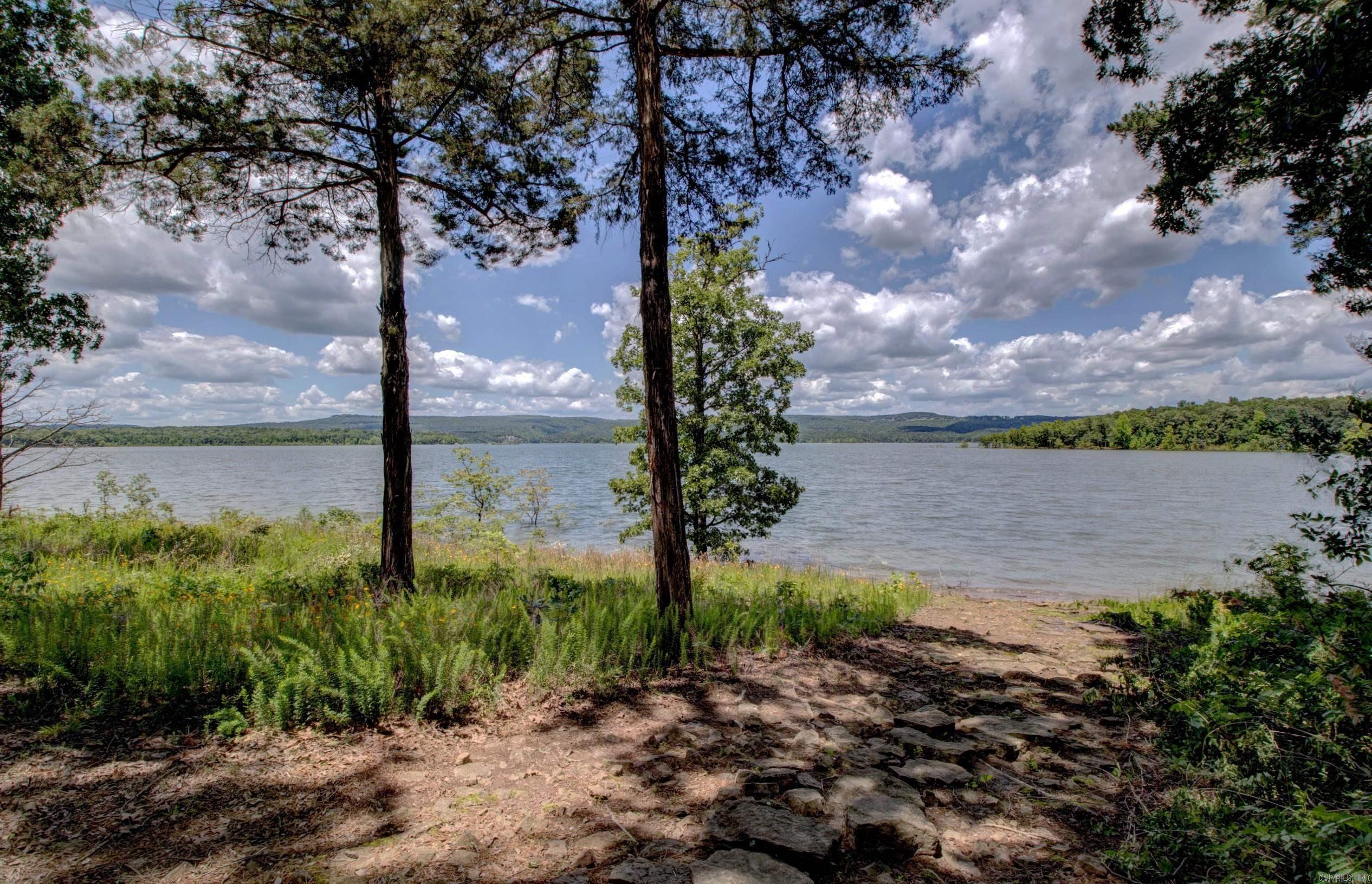 30 Cedar  Higden, AR