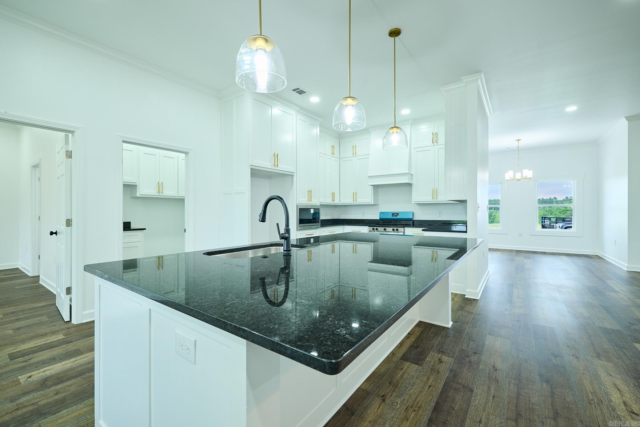 4007 Creek Top  Bauxite, AR