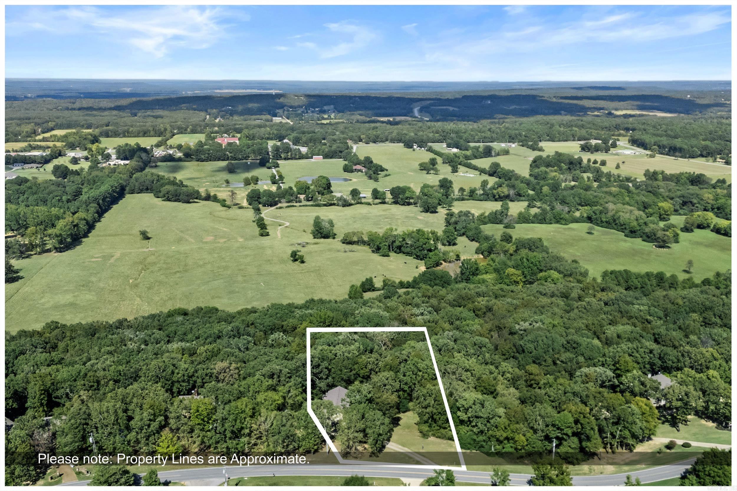 2944 W Country Club  Searcy, AR