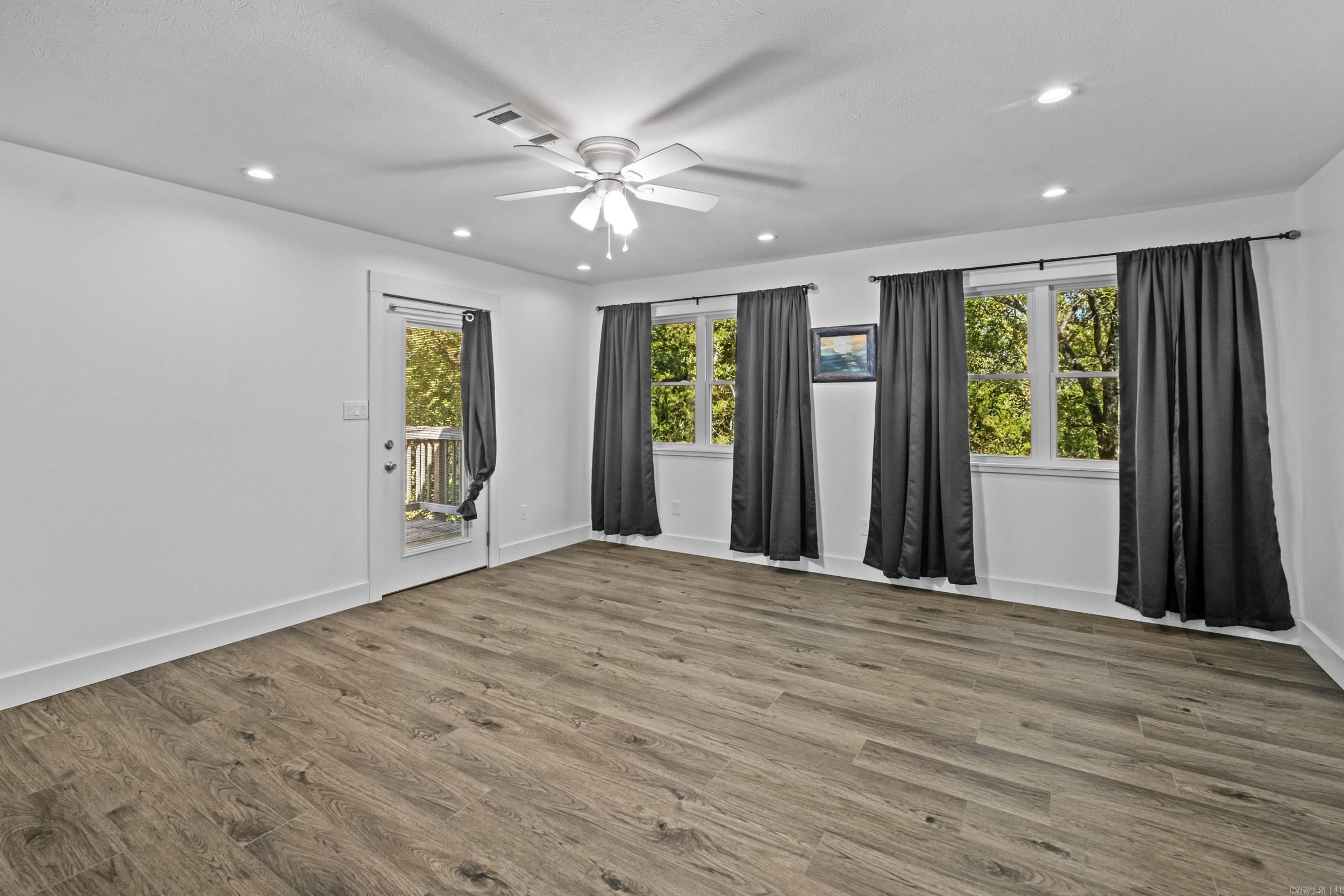 2944 W Country Club  Searcy, AR