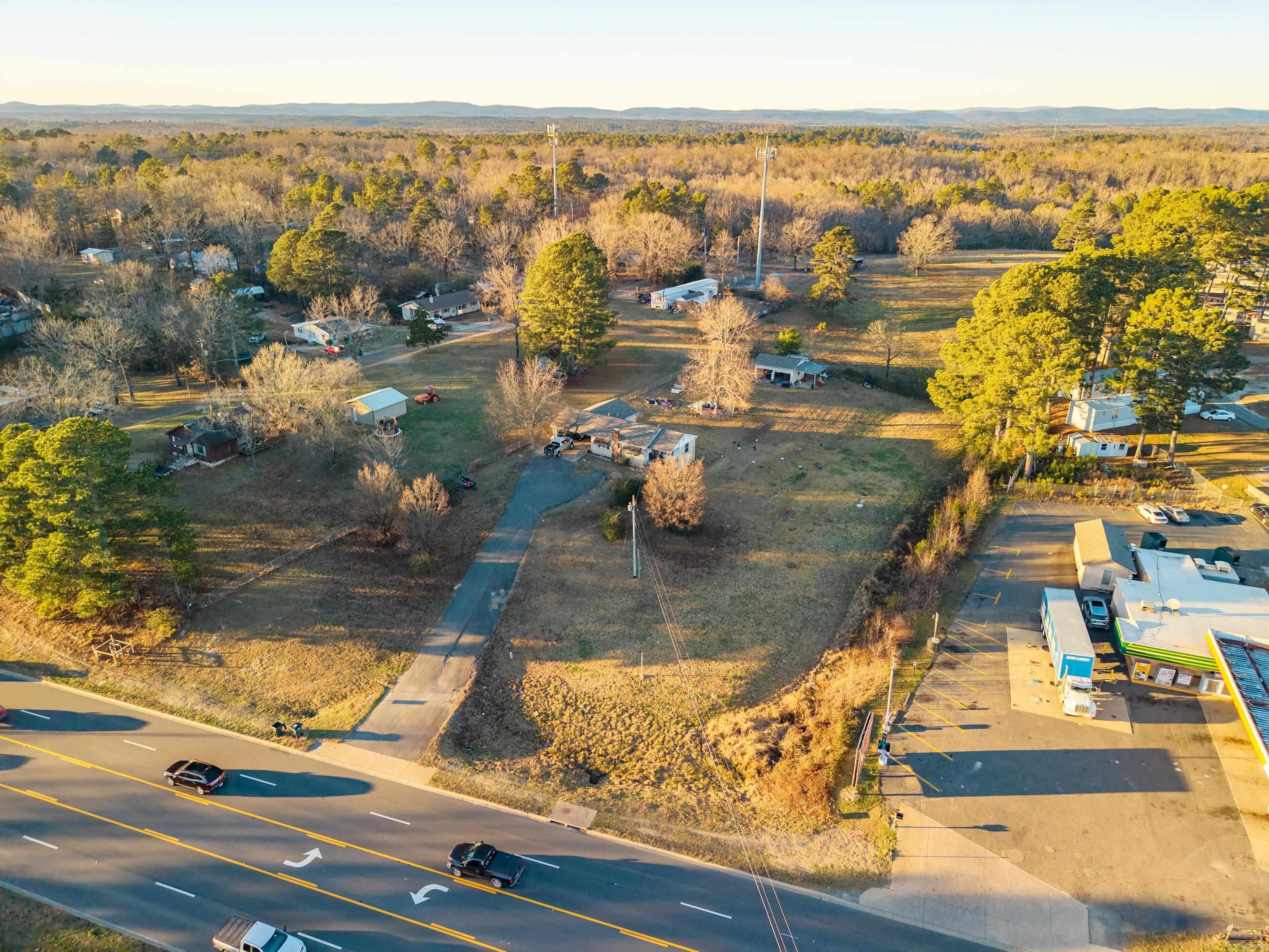 2088 Airport  Hot Springs, AR