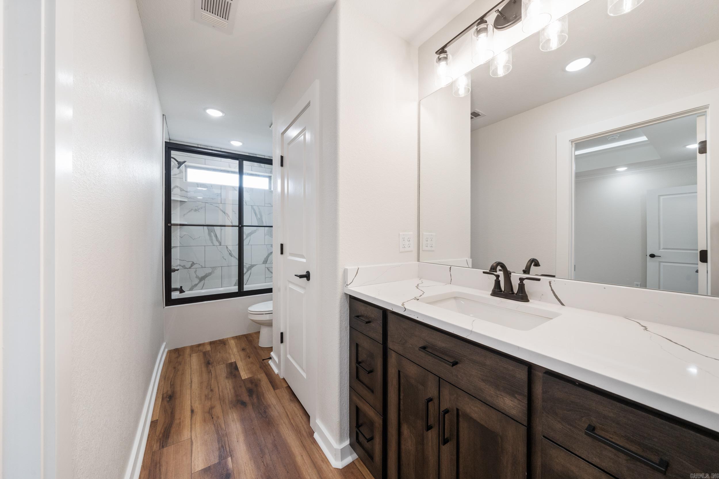 1001 N Red  Sheridan, AR