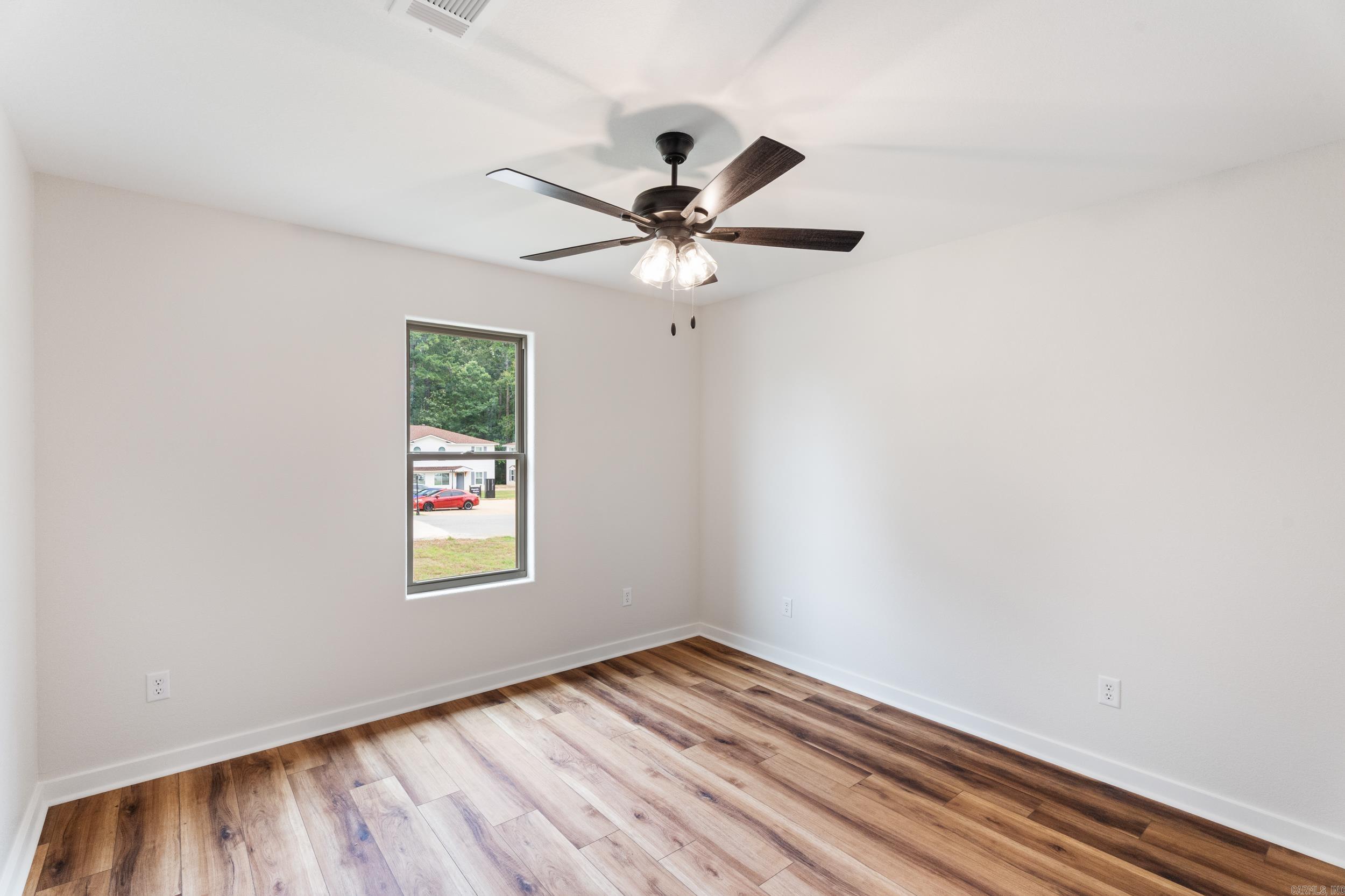 1005 N Red  Sheridan, AR