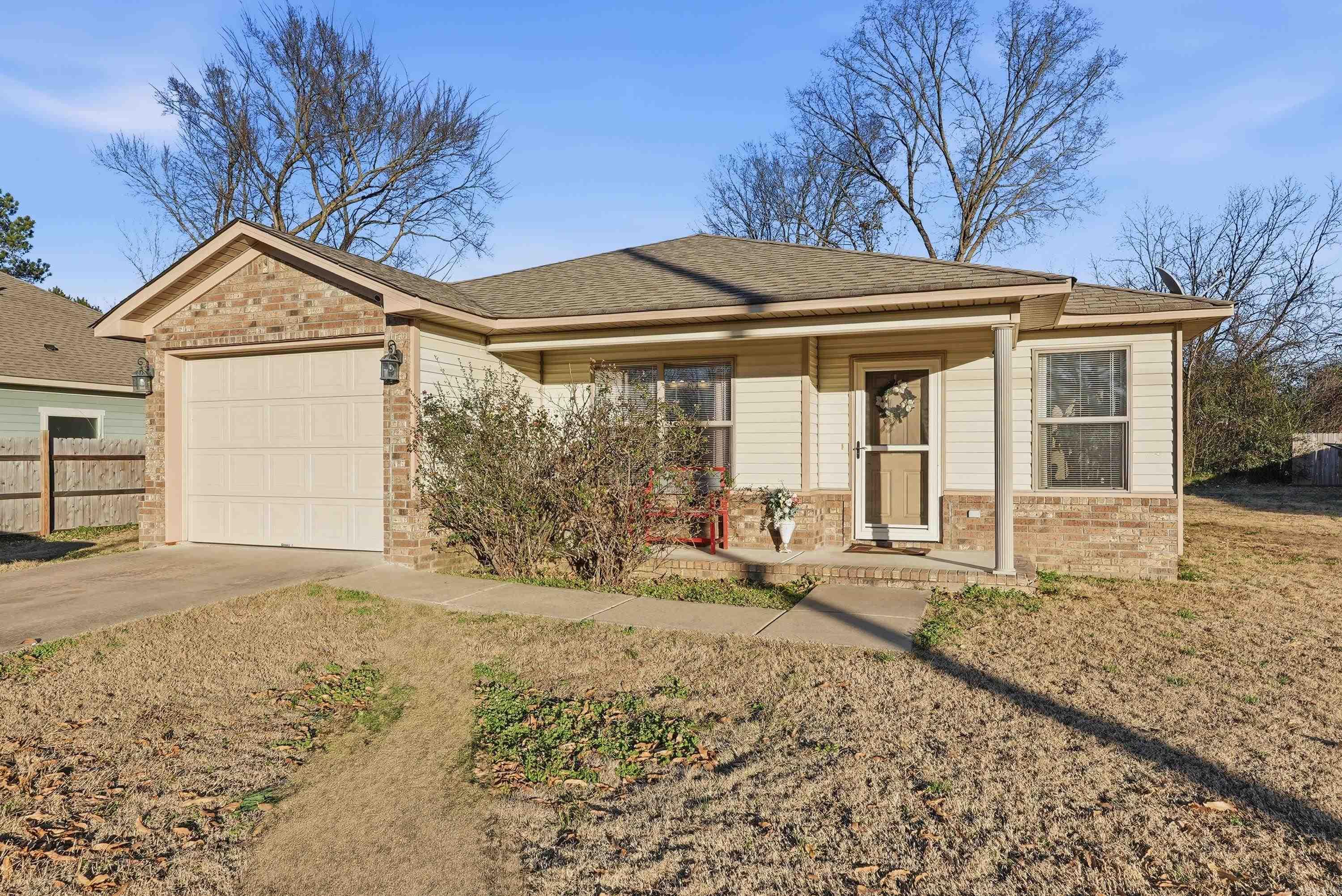 702 N Cedar St  Morrilton, AR