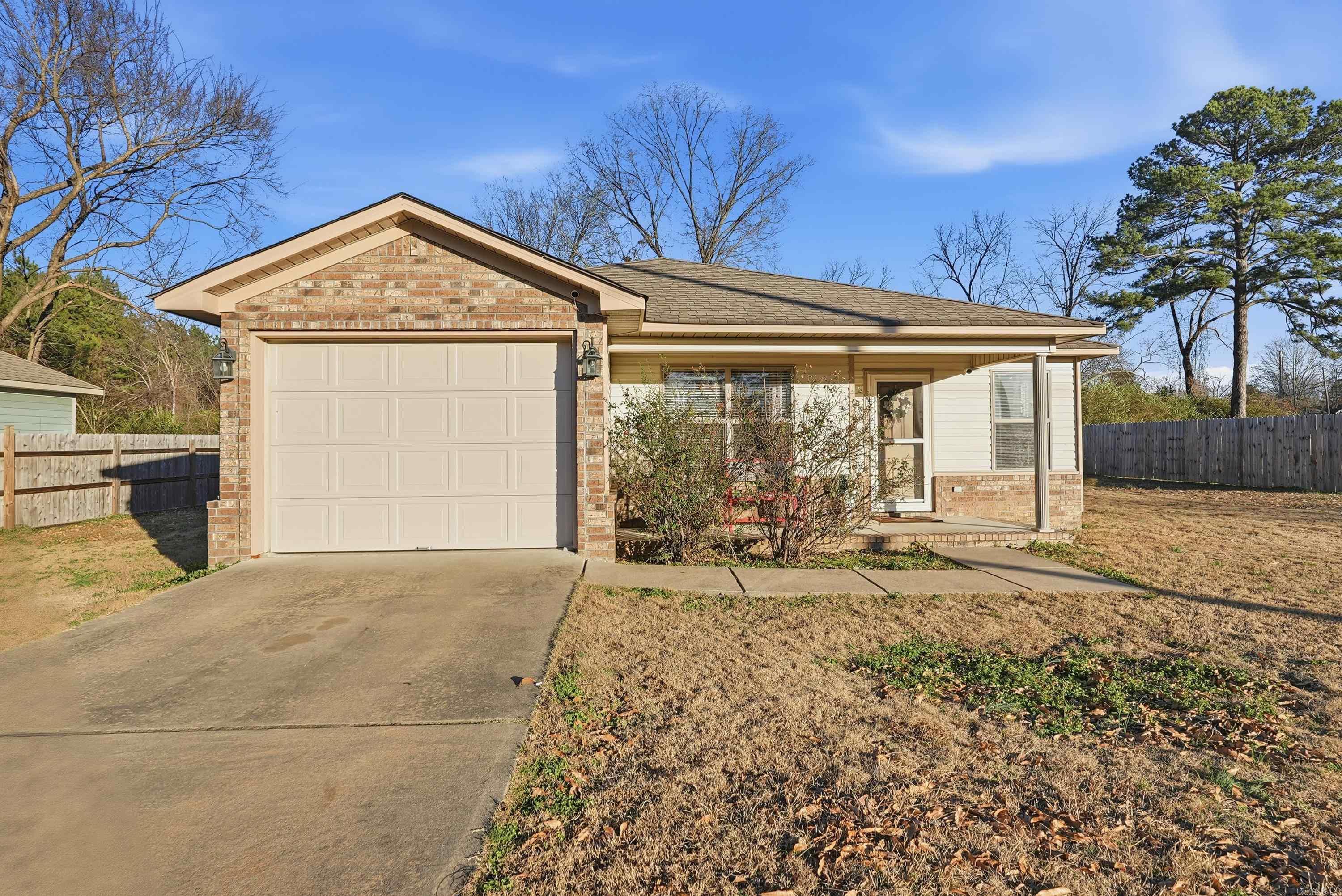 702 N Cedar St  Morrilton, AR