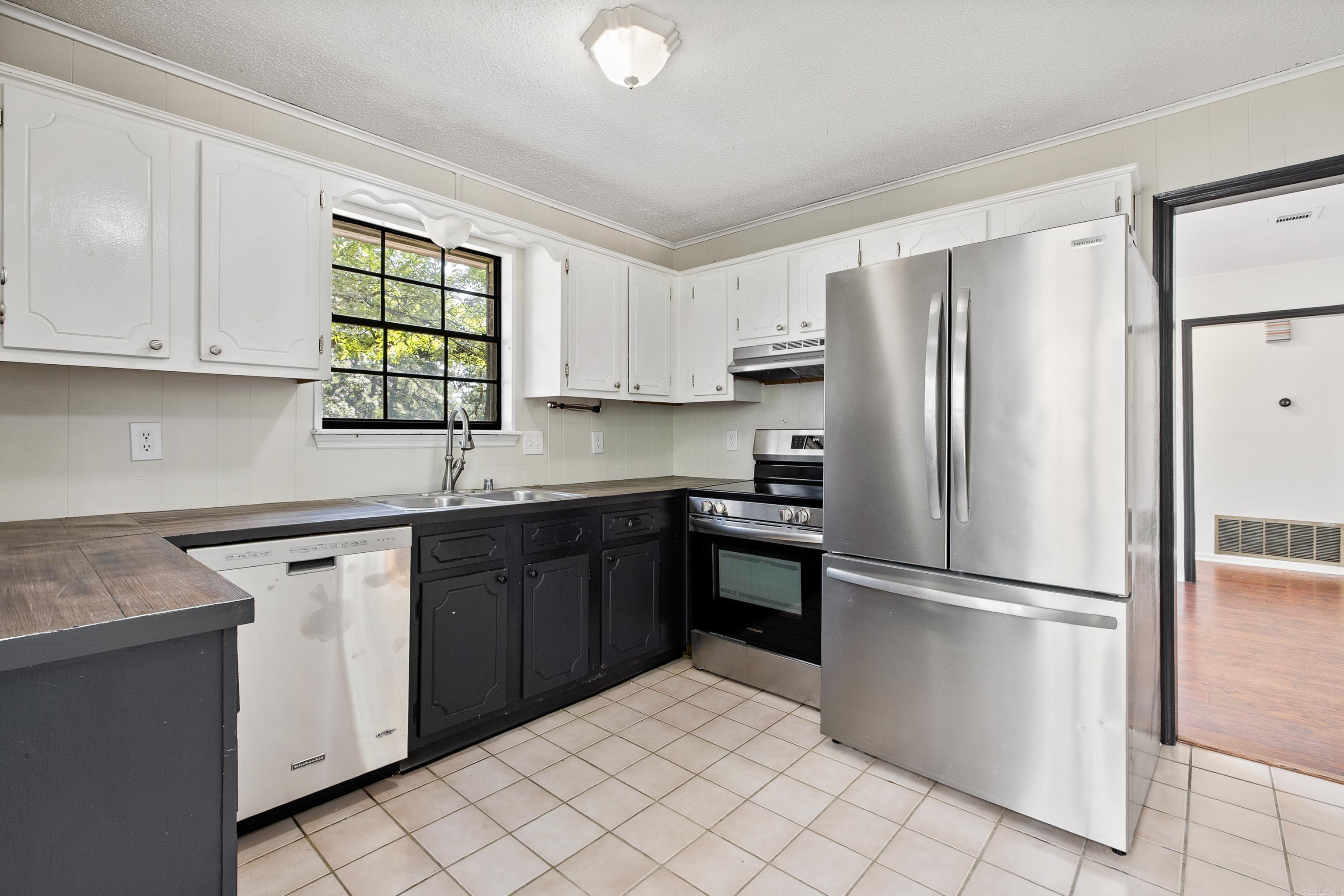 22 Flourite  Little Rock, AR