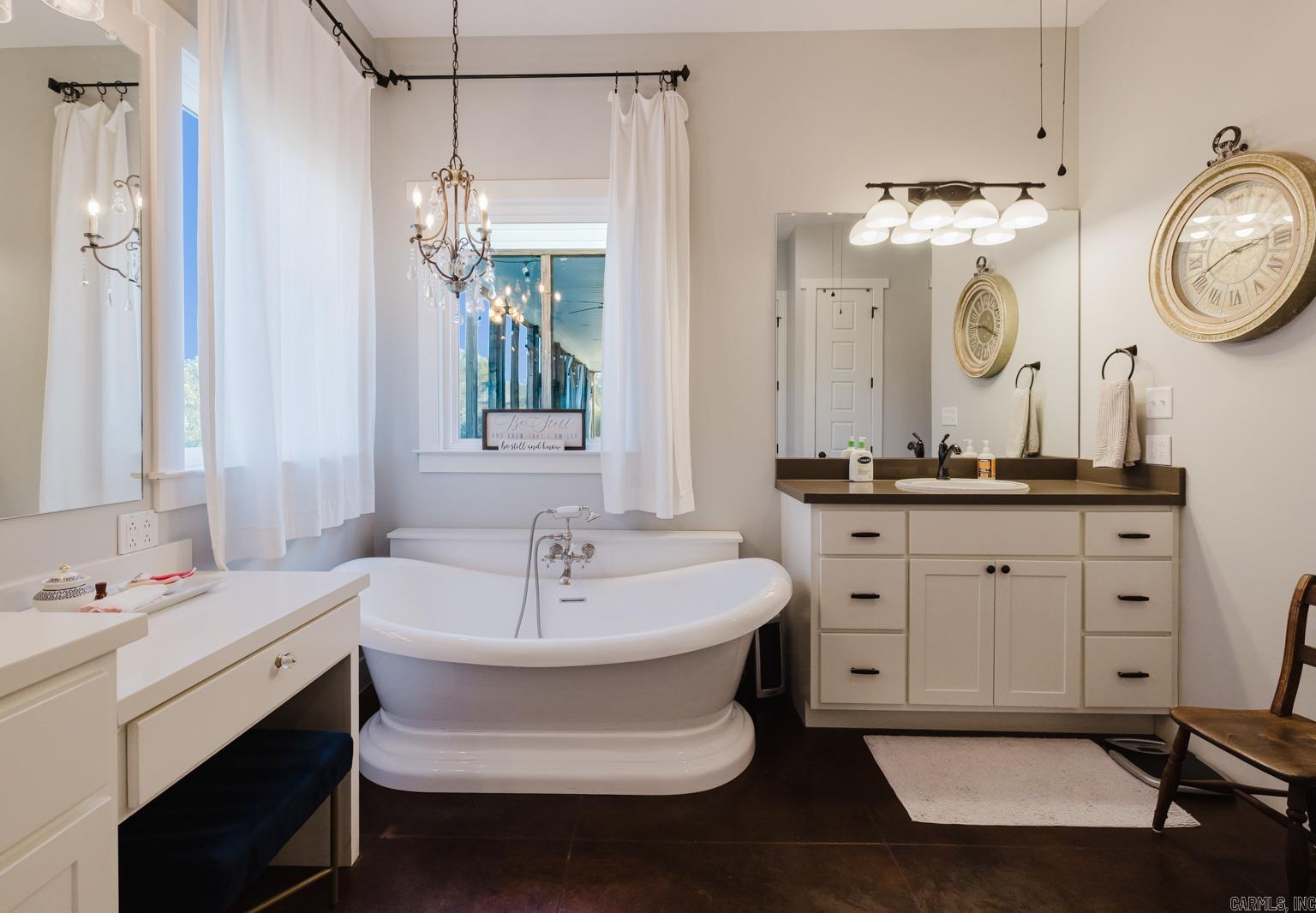 1082 Snow Creek  Alexander, AR