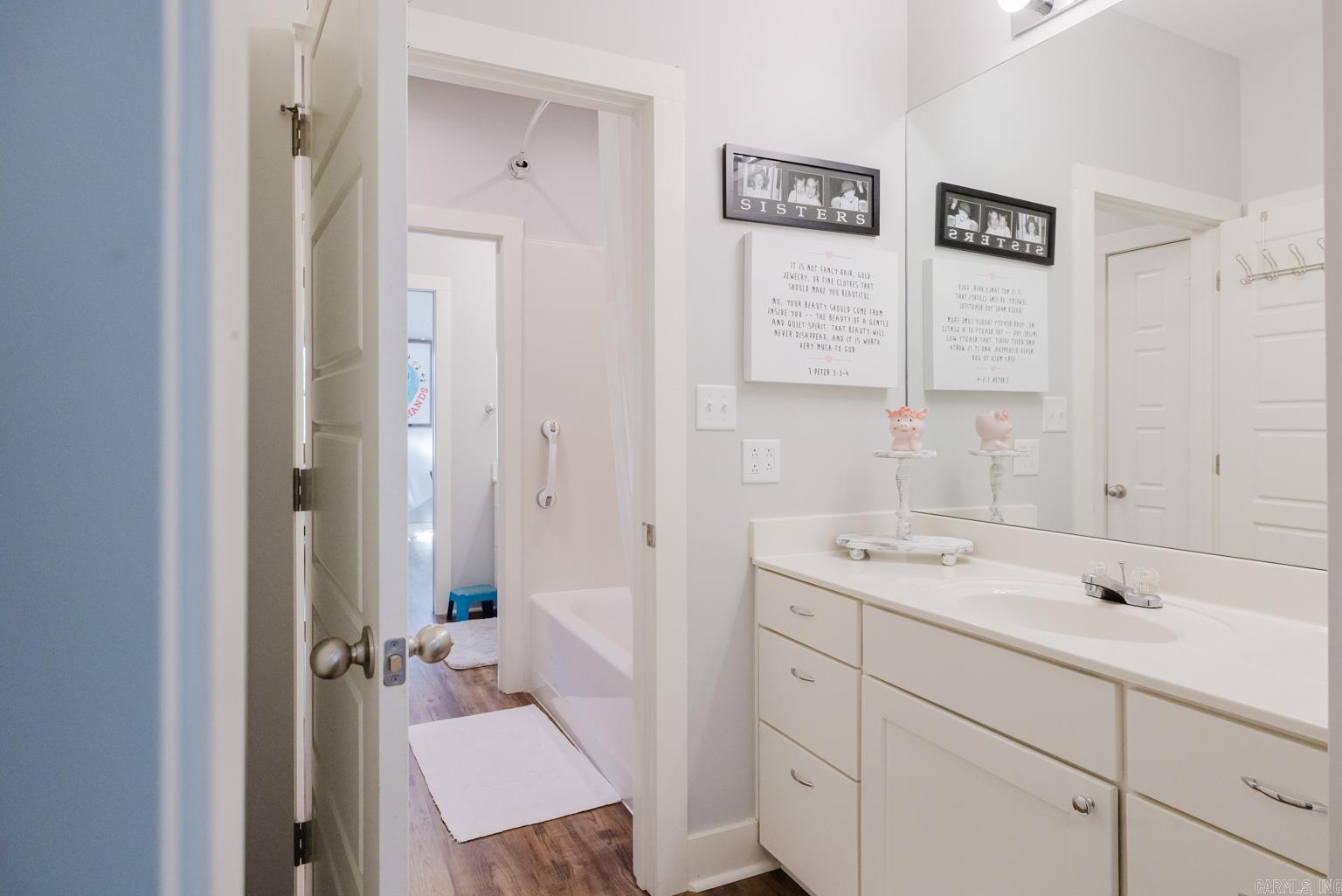 1082 Snow Creek  Alexander, AR