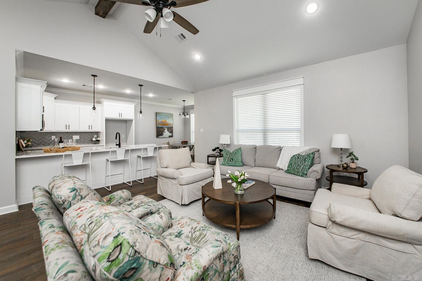 912 E Dell Vista  Cabot, AR