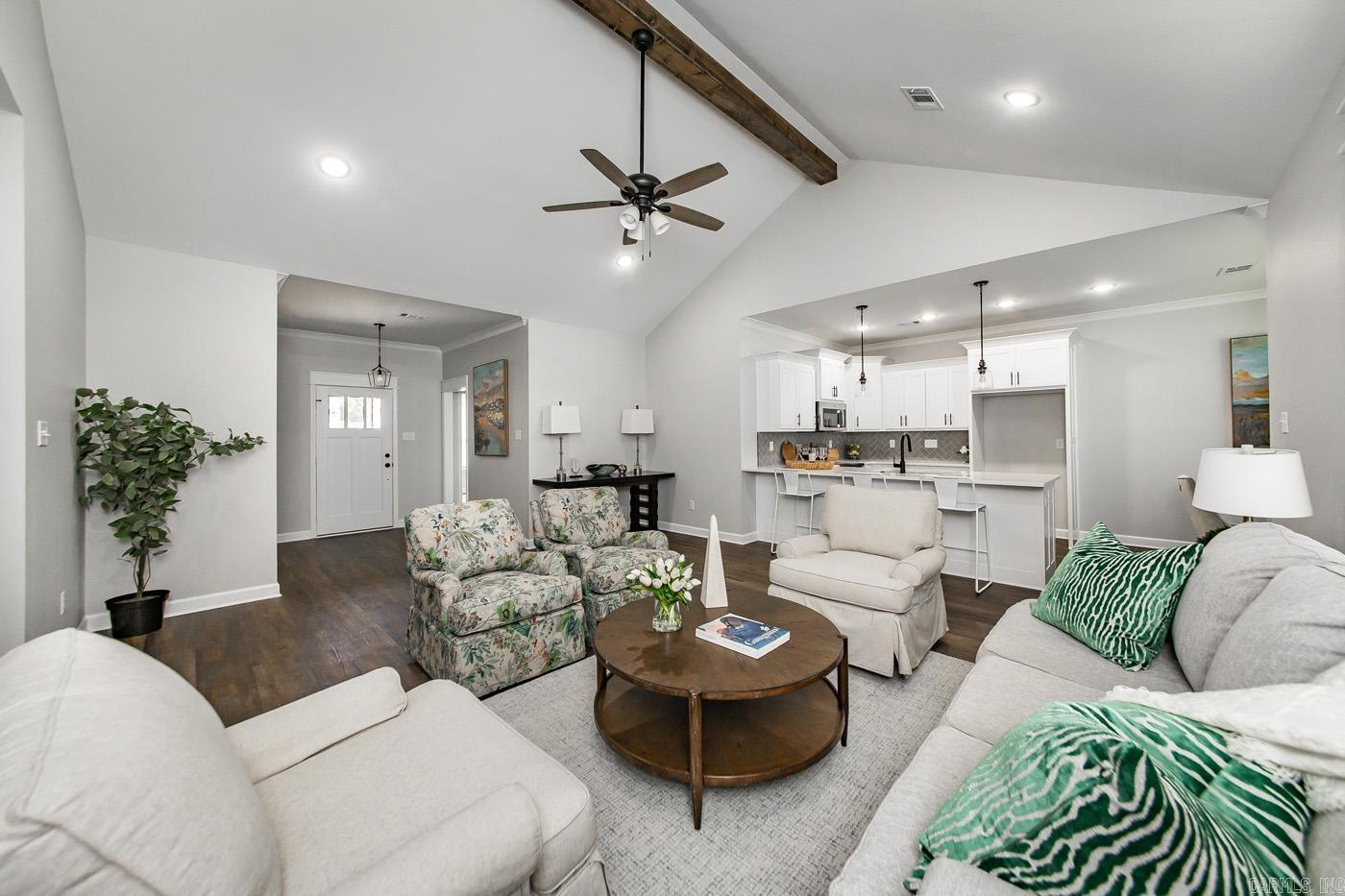 912 E Dell Vista  Cabot, AR